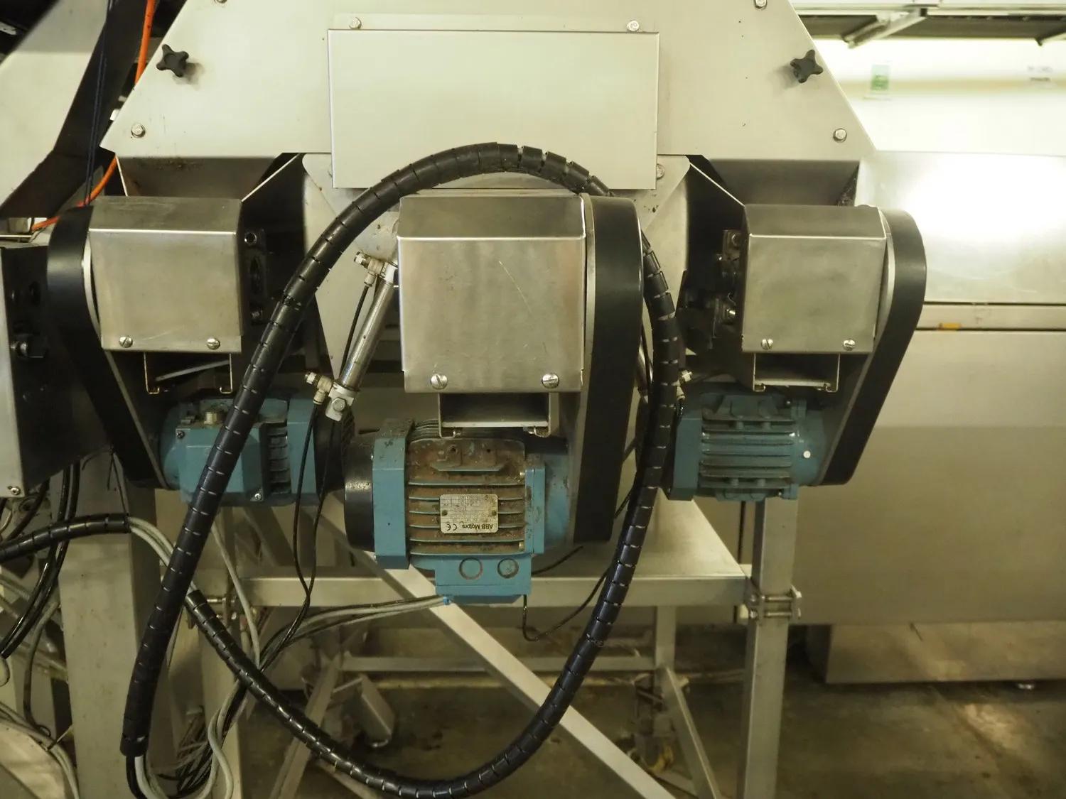 Used Newtec H3013MD Lineair weighing line