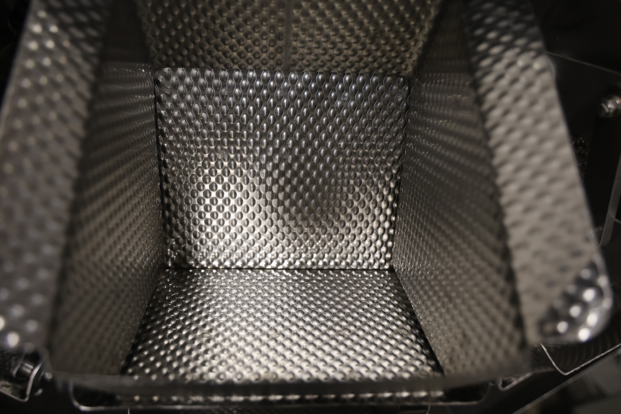 Used Yamato ADW-714-SWH multihead weigher