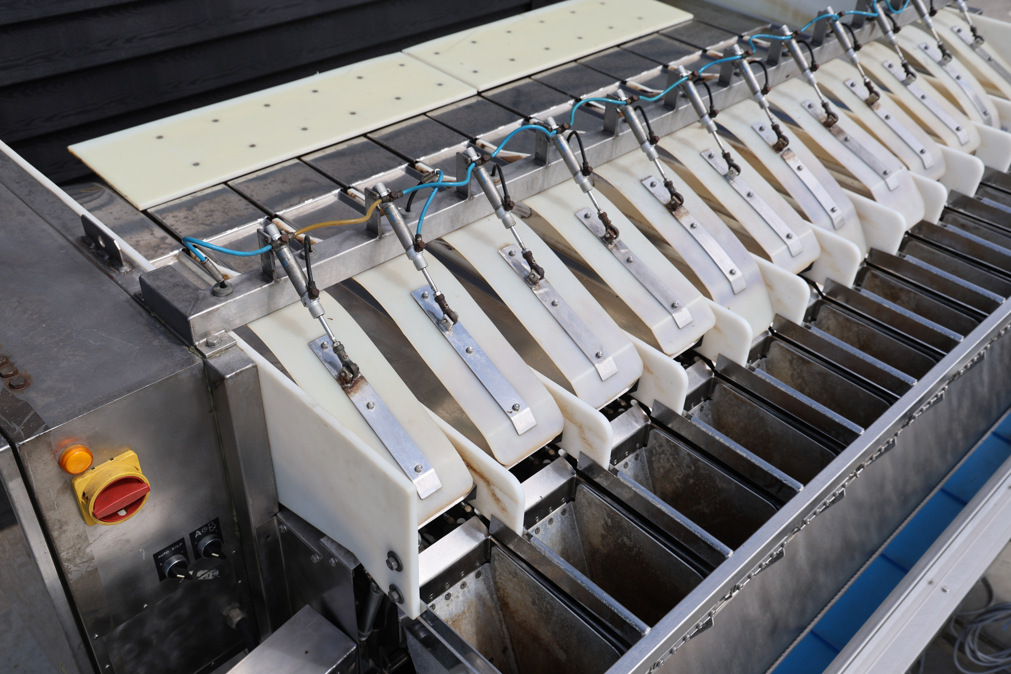 Used Newtec 2012DG weigher