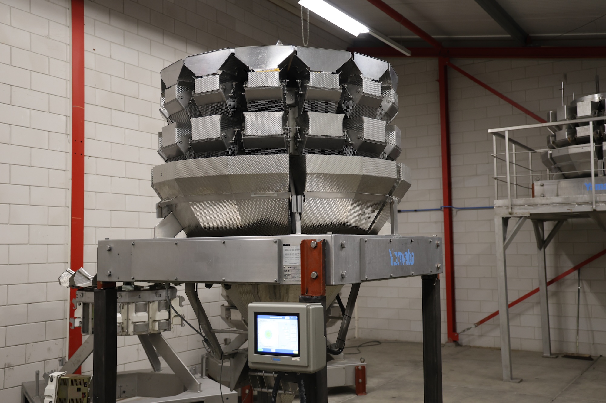 Used Yamato ADW-714-SWH multihead weigher