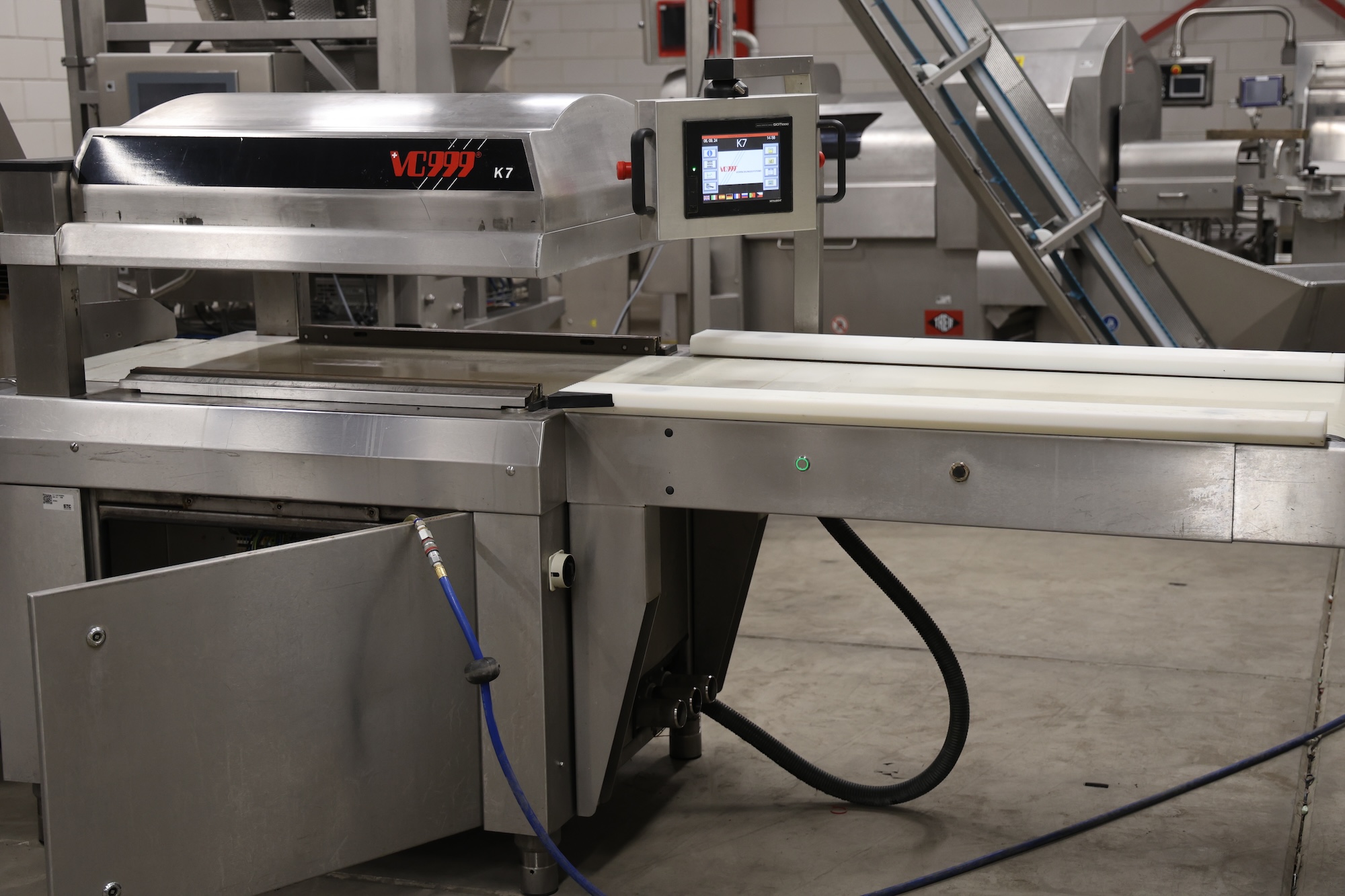 Used 2008 VC999 K7 vacuum line with shrink tunnel