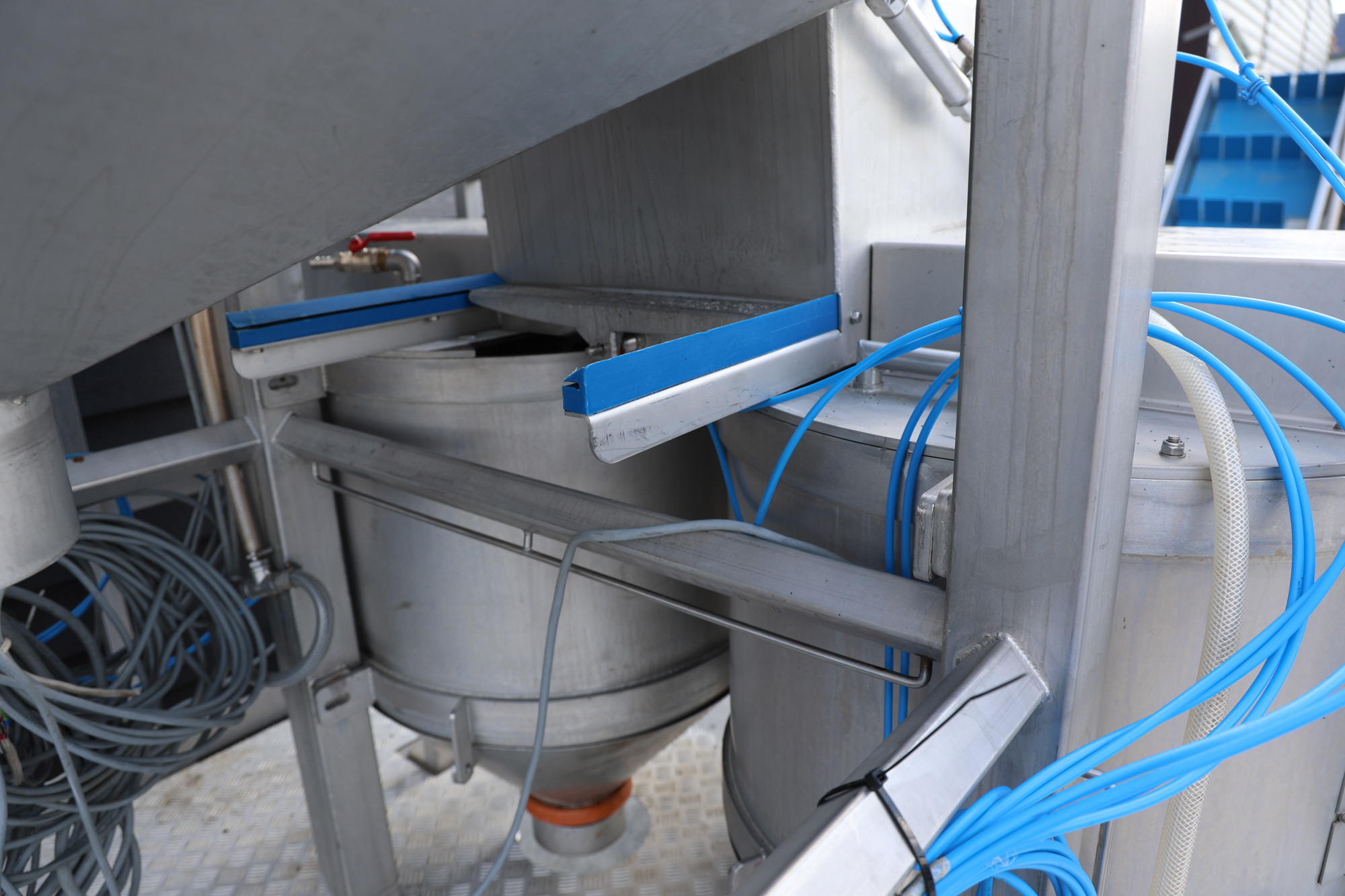 Used 2018 Eillert APM800 and B25 Full potato peeling and cutting line