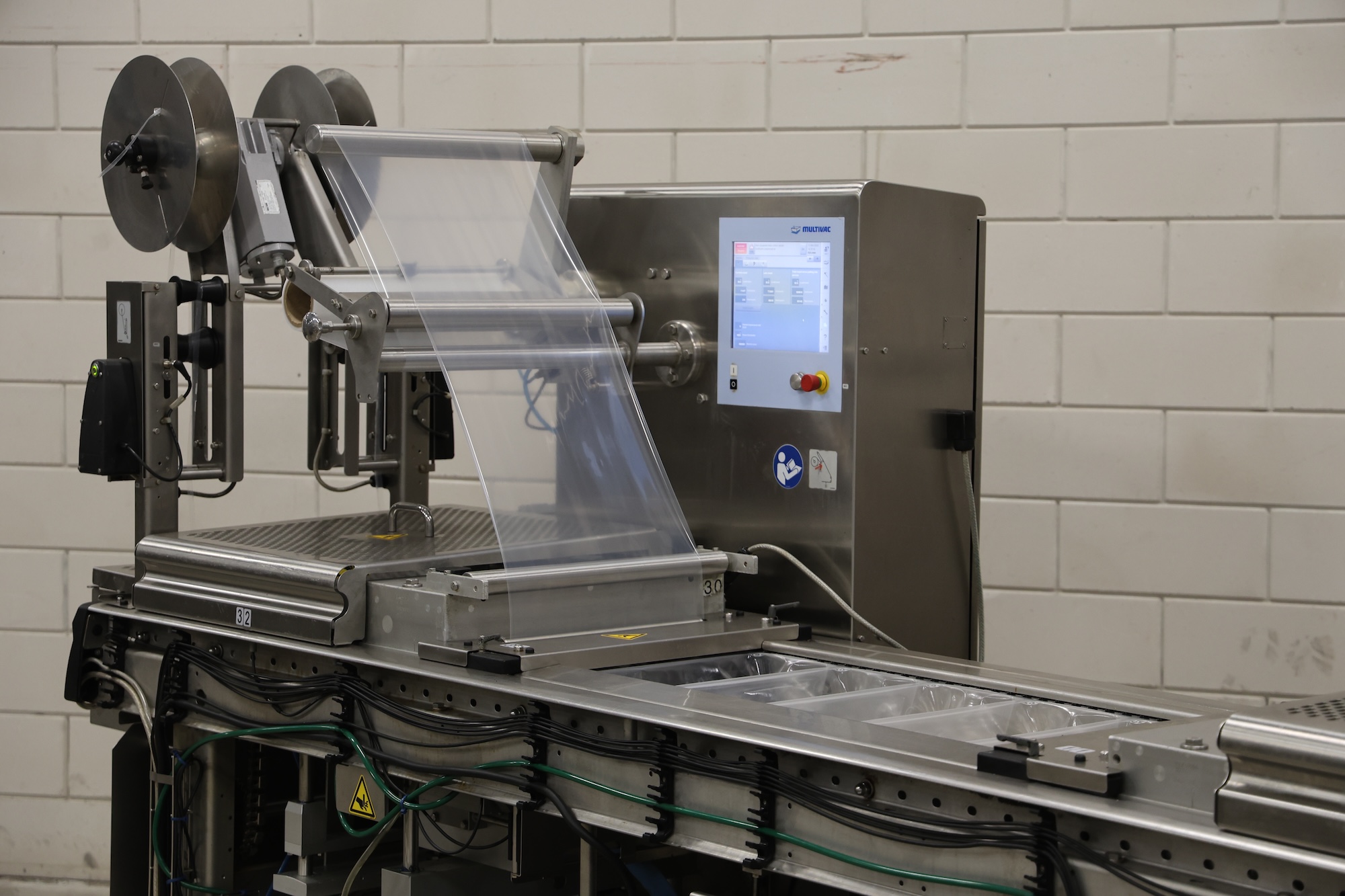 Used 2014 Multivac R105 thermoformer