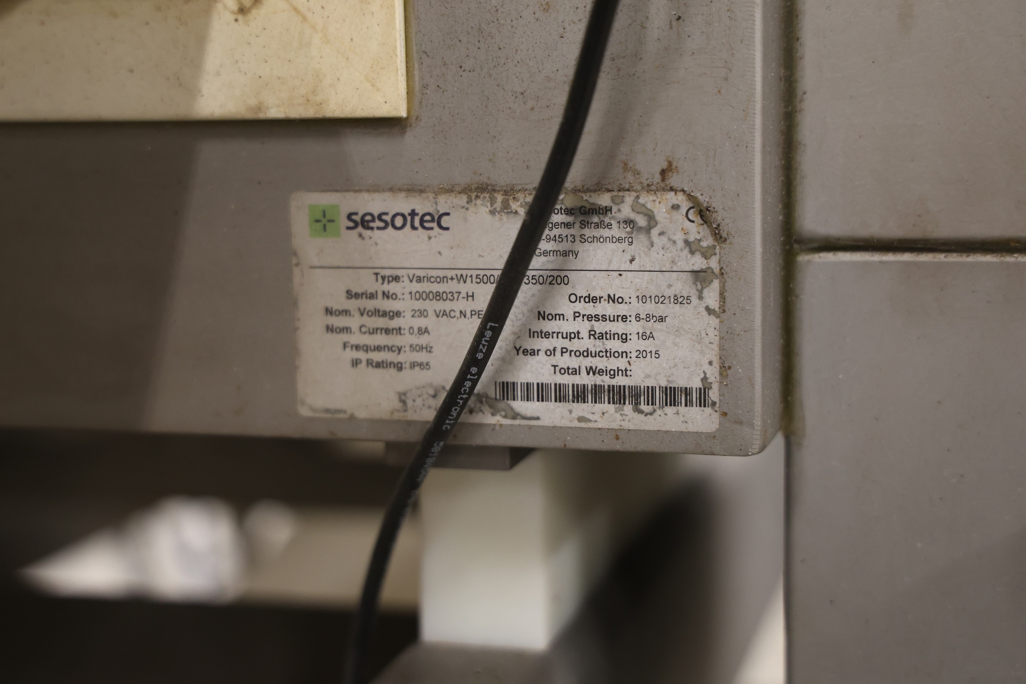 Used 2015 Sesotec Metal detector with reject