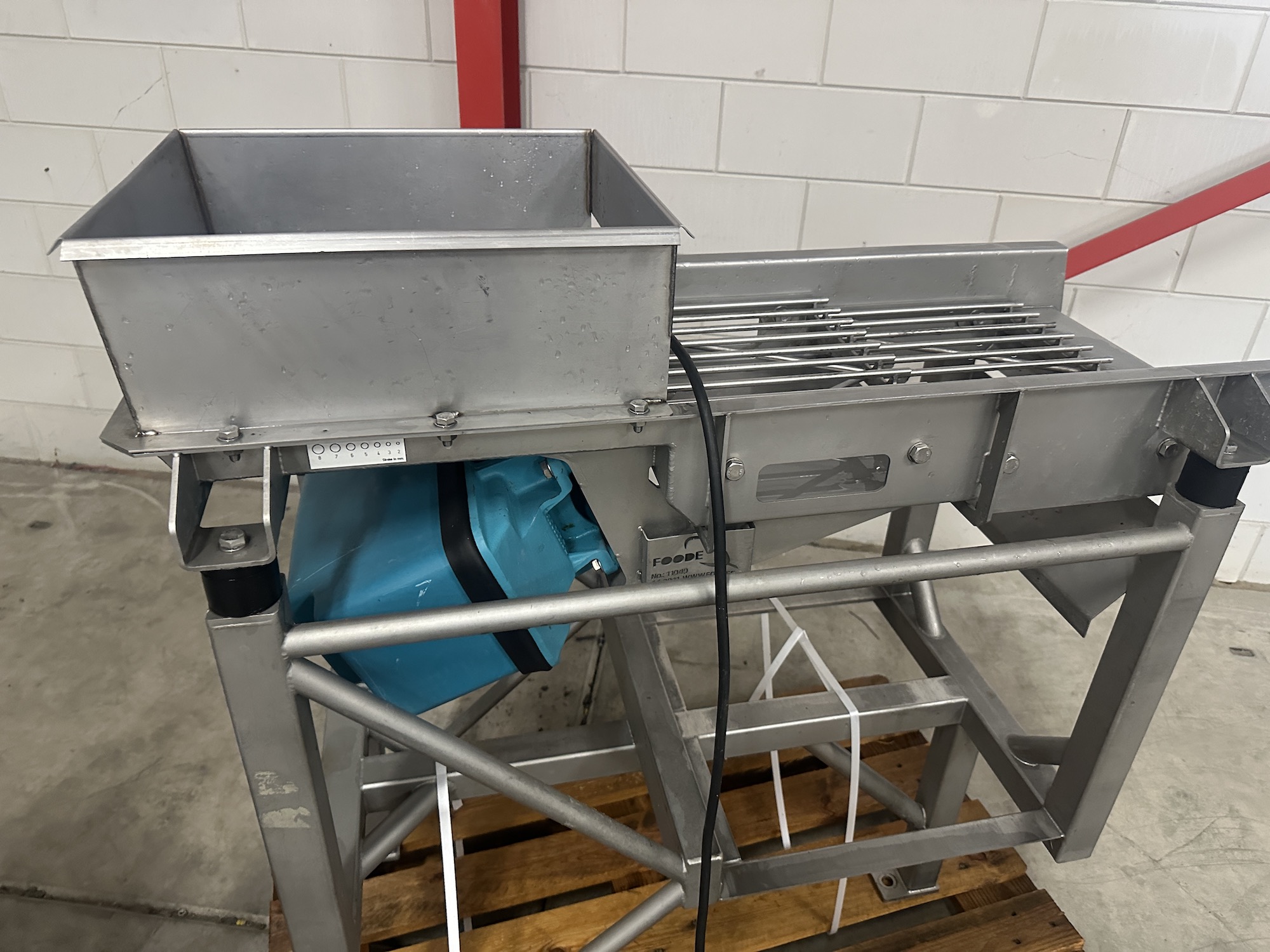 Used 2011 FoodeQ Vibratory feeder