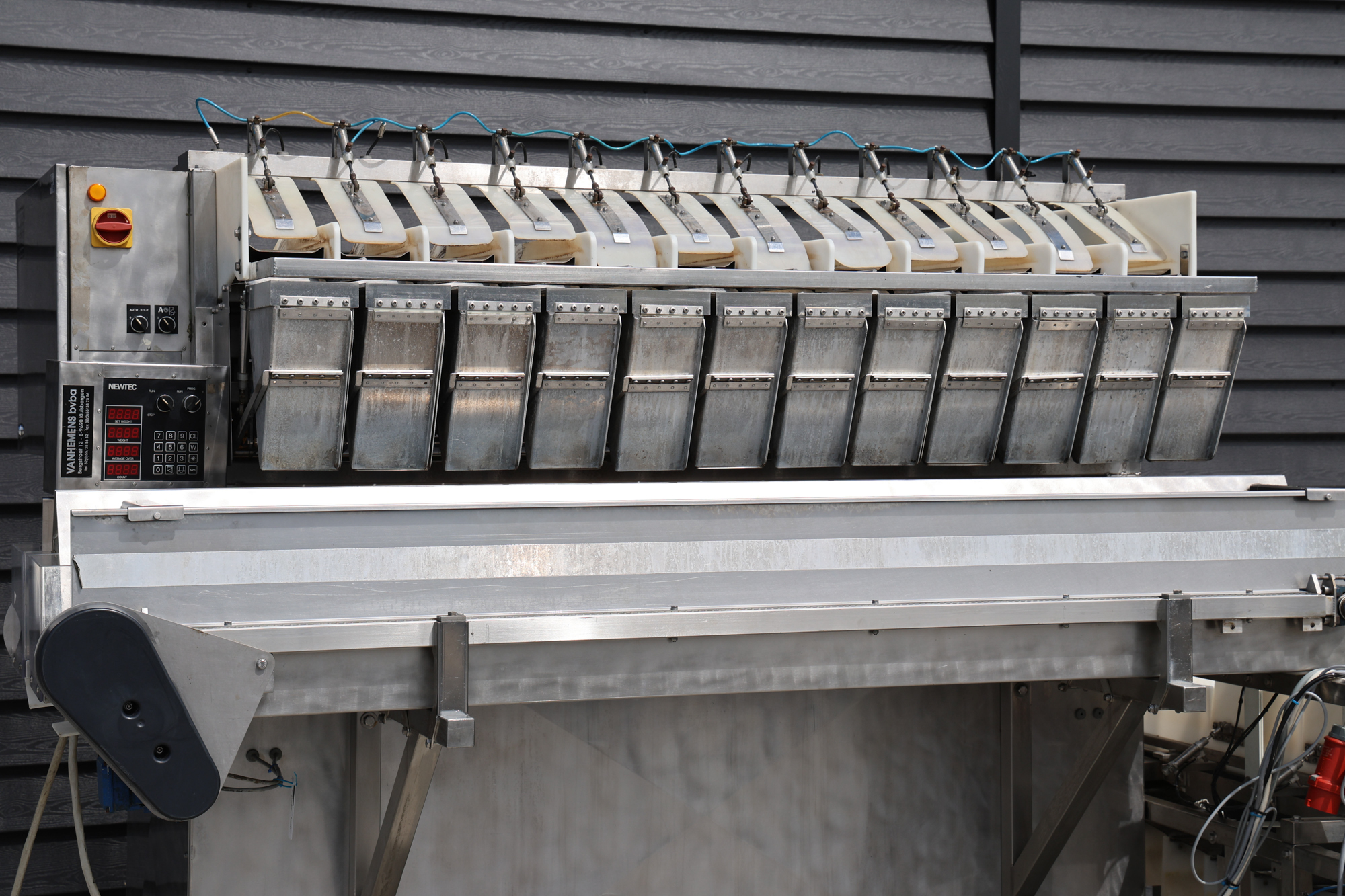 Used Newtec 2012DG weigher