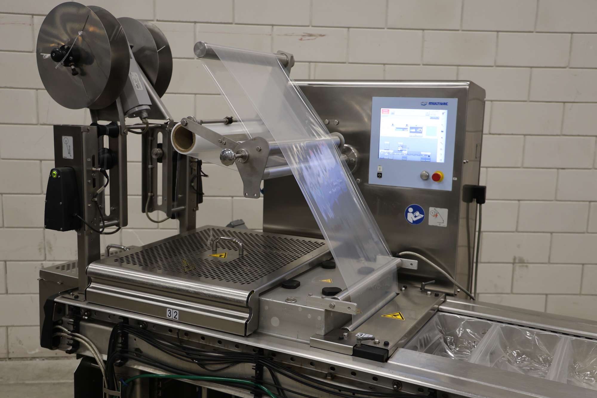 Used 2014 Multivac R105 thermoformer