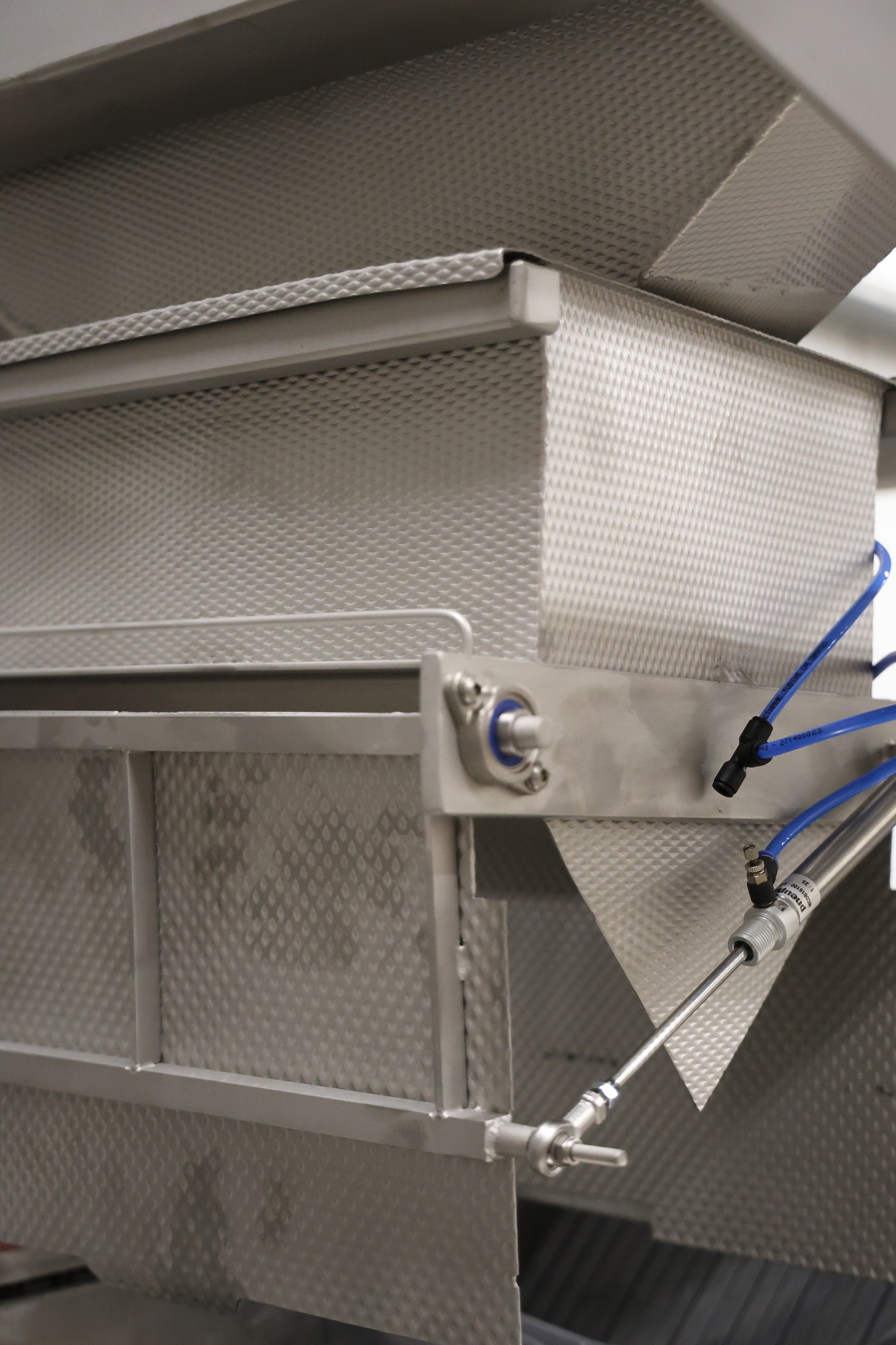 Used Newtec - Multivac Ultra compact automatic packing line