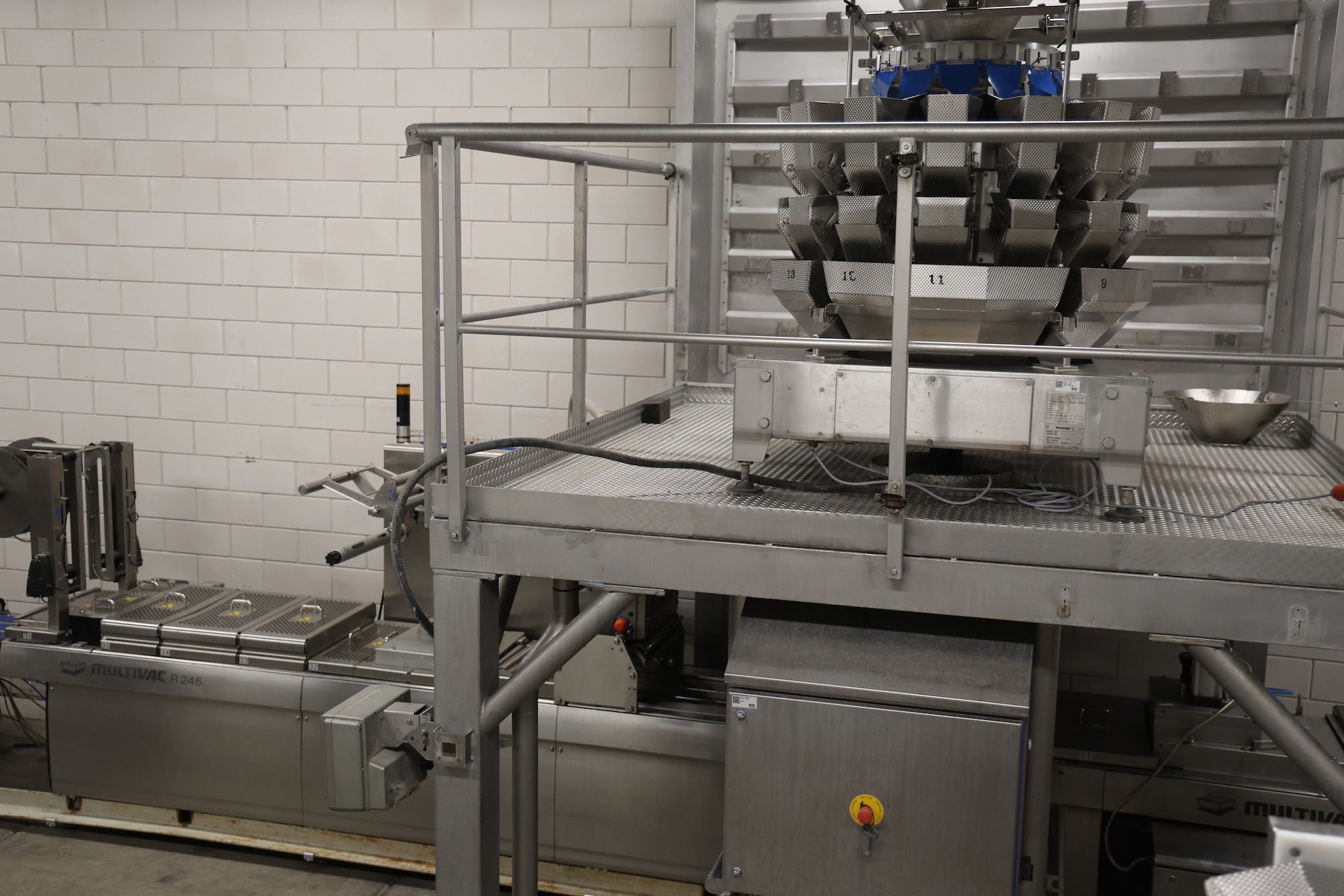 Used 2013 Multivac - Yamato Full automatic weighing and packing line