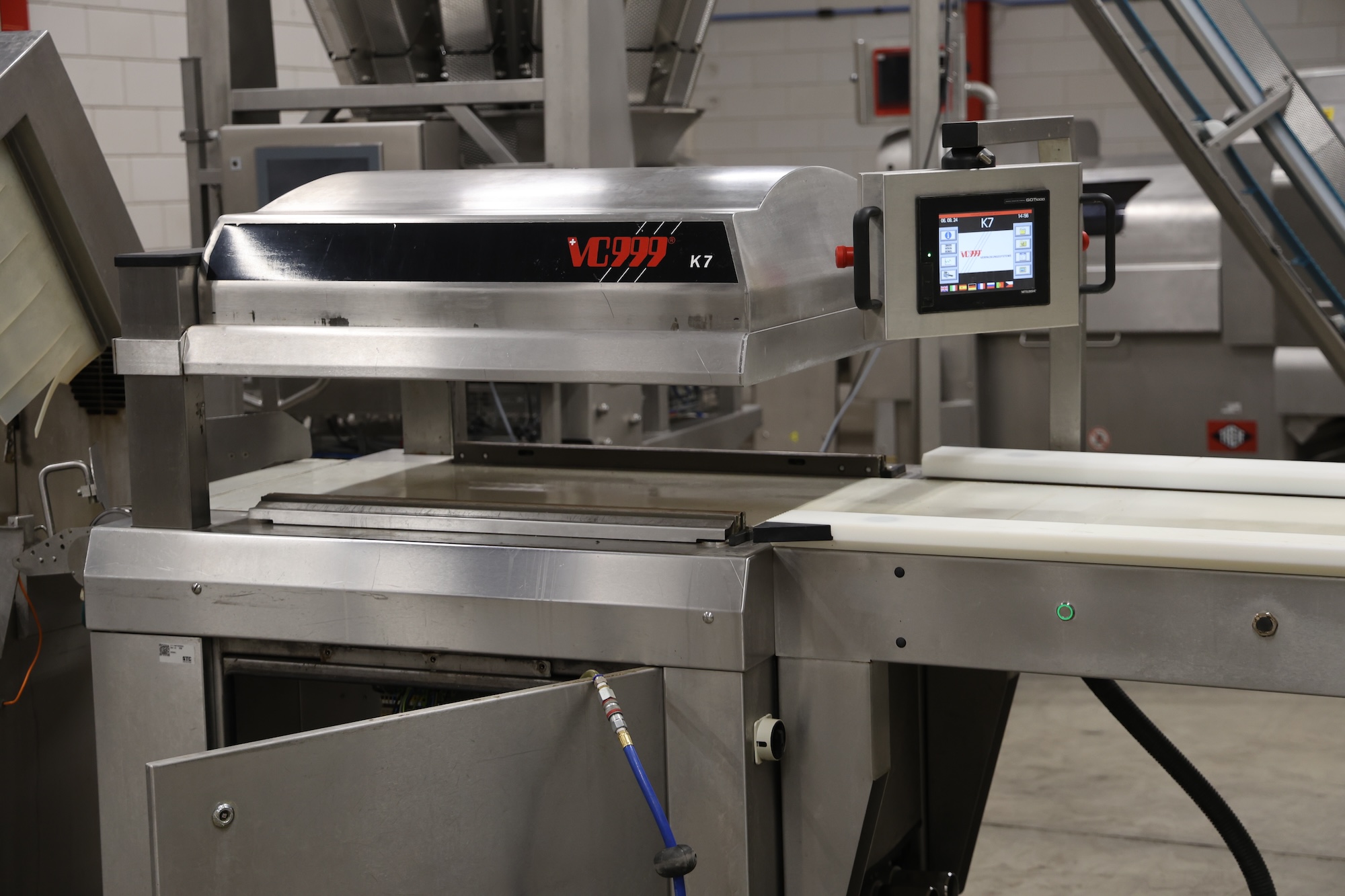 Used 2008 VC999 K7 vacuum line with shrink tunnel