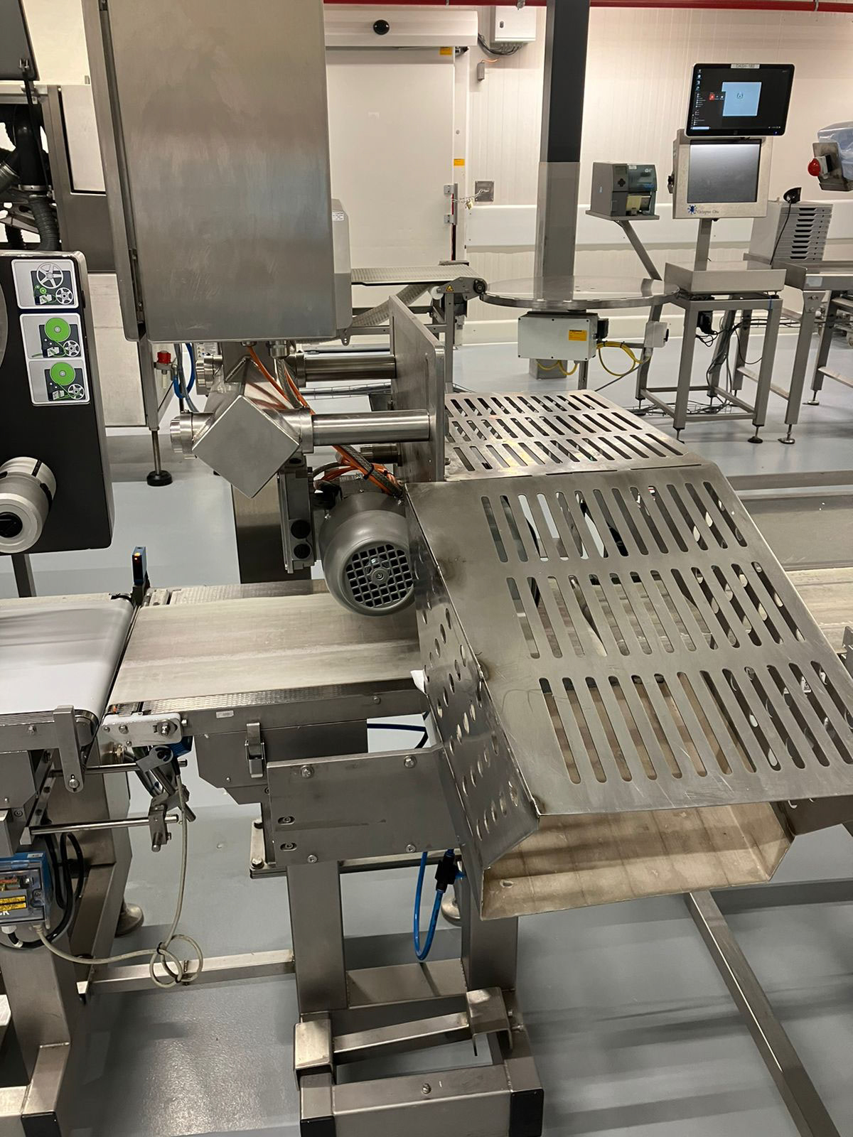 Used Mettler Toledo Garvens Checkweigher - Labeling machine