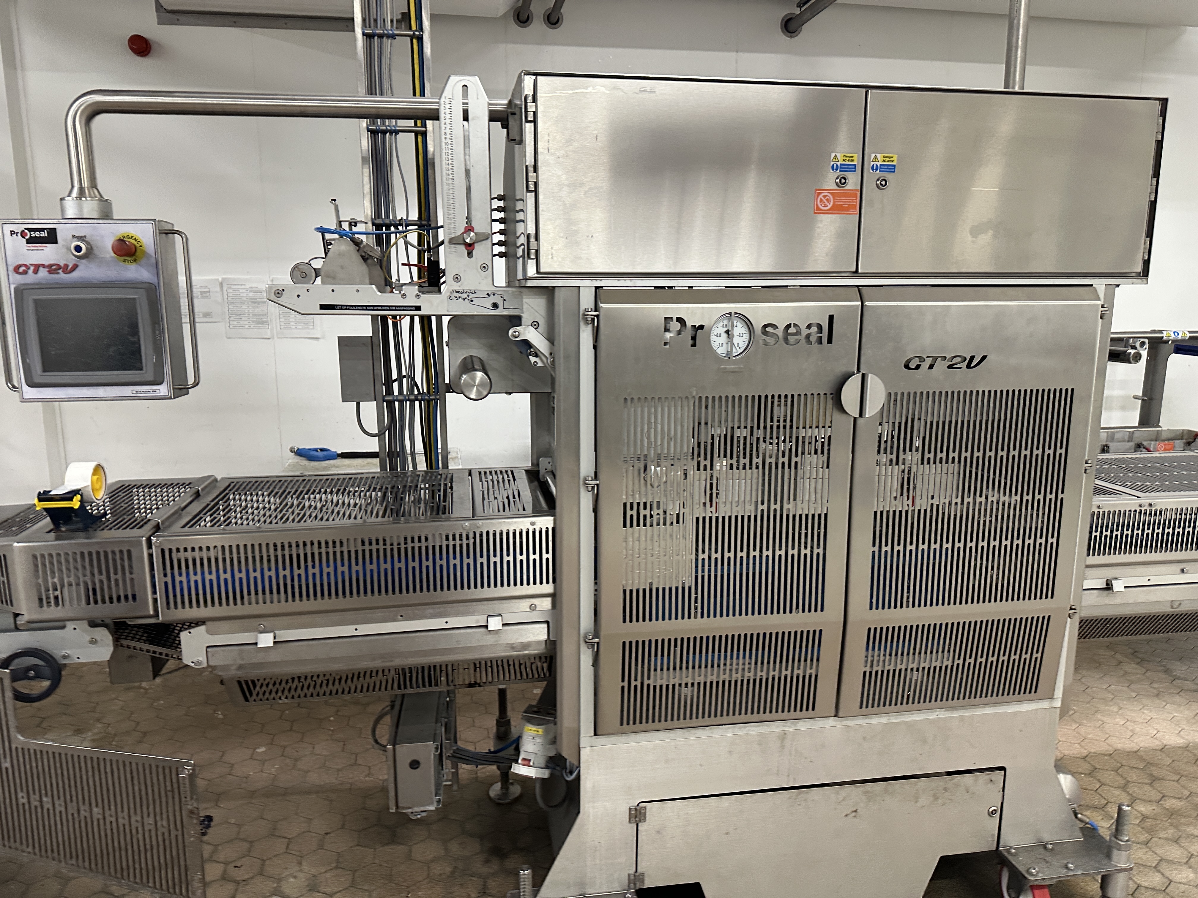 Used 2014 Proseal GT2 Vacuum traysealer