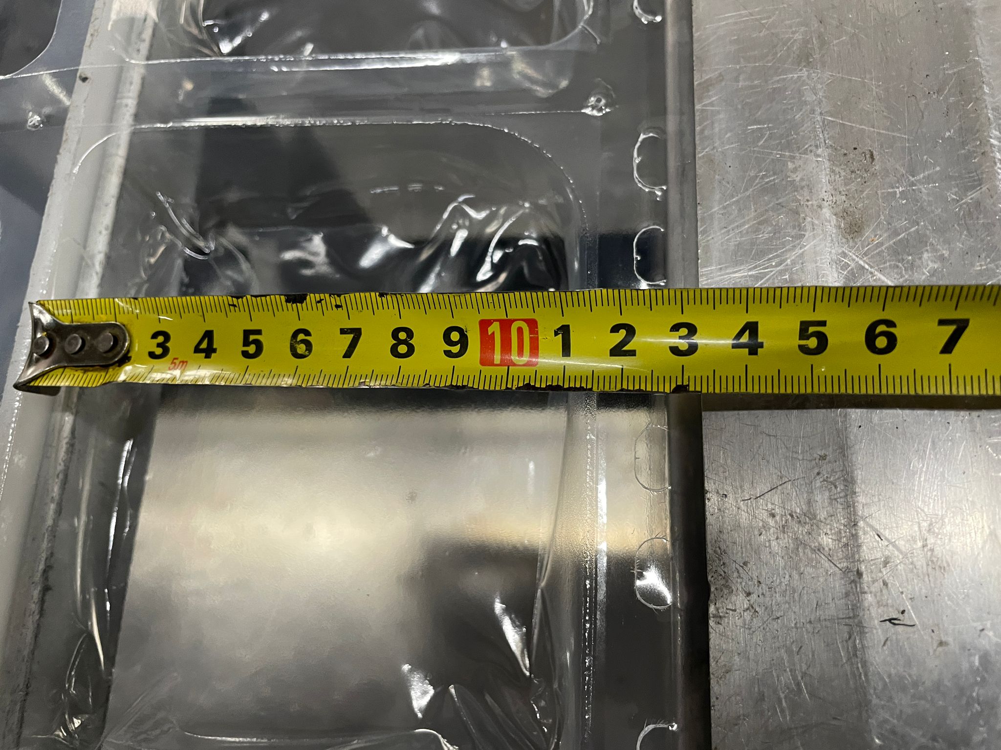 Used Sealpac RE25 thermoformer