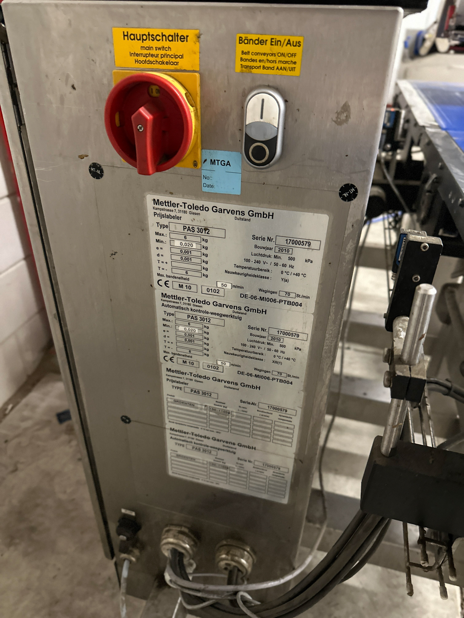 Used 2010 Mettler Toledo Garvens Checkweigher - Labeling machine