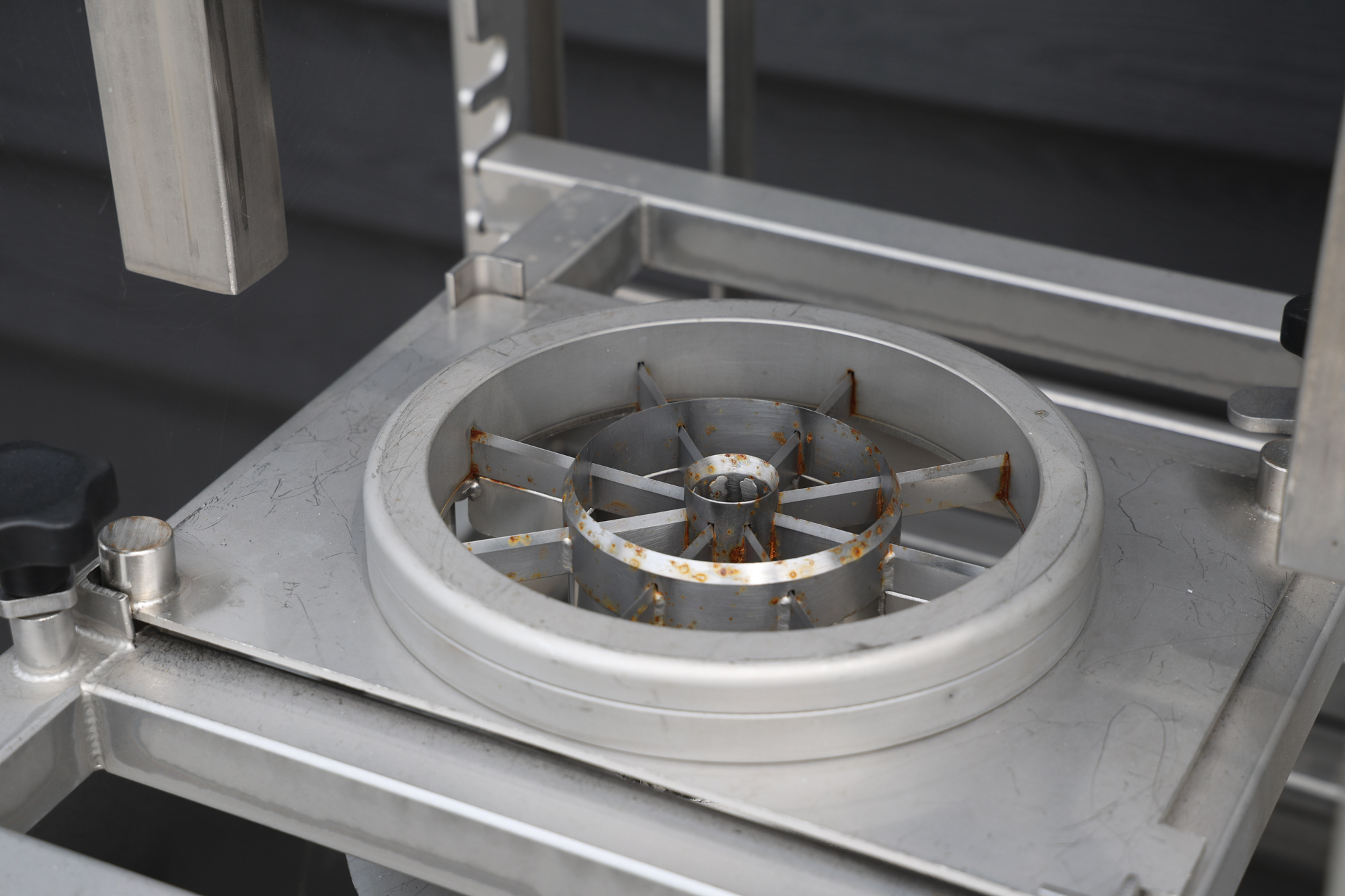 Used STC Manual dicing/ cutting