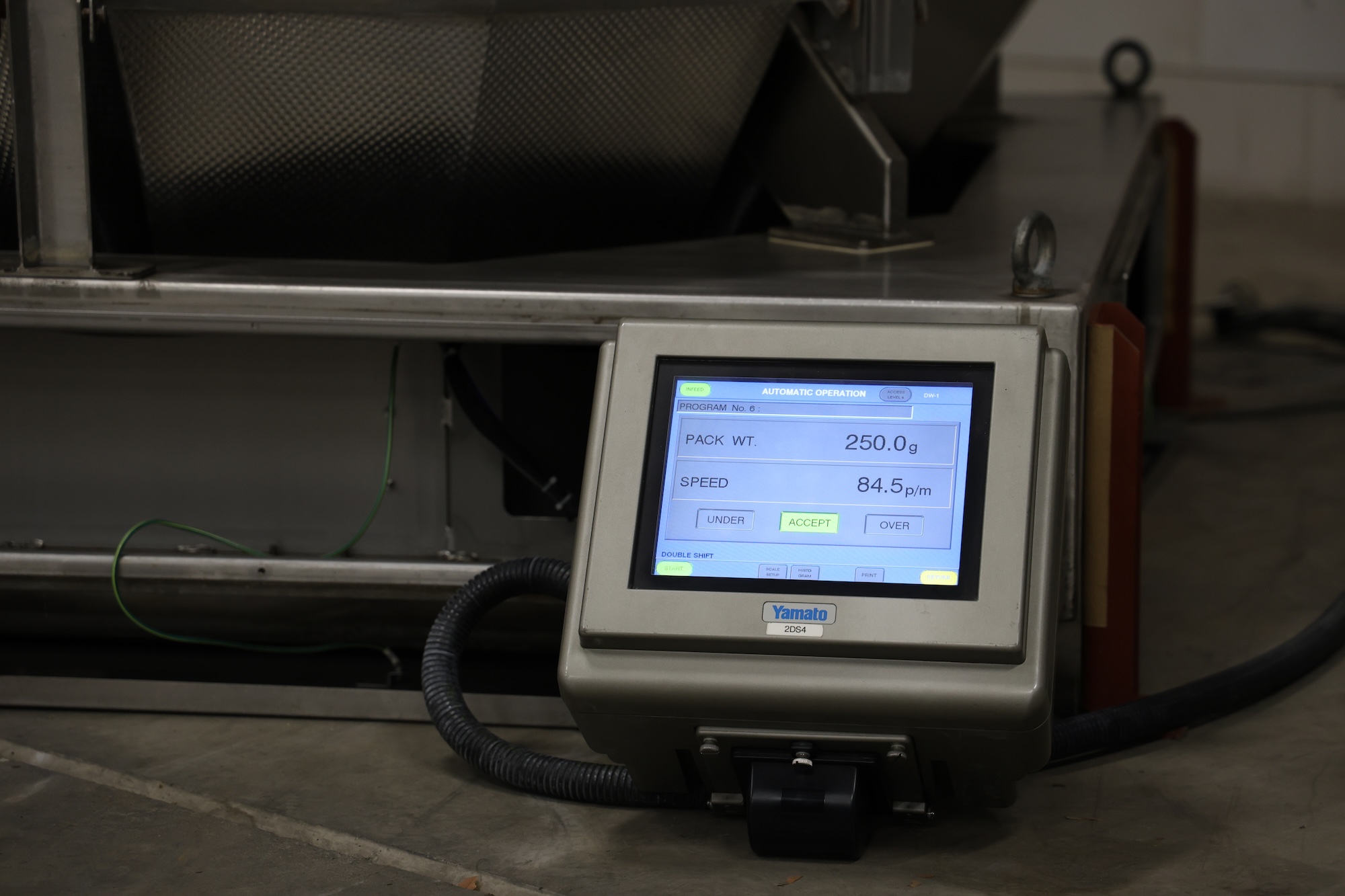 Used Yamato ADW-714-SWH multihead weigher
