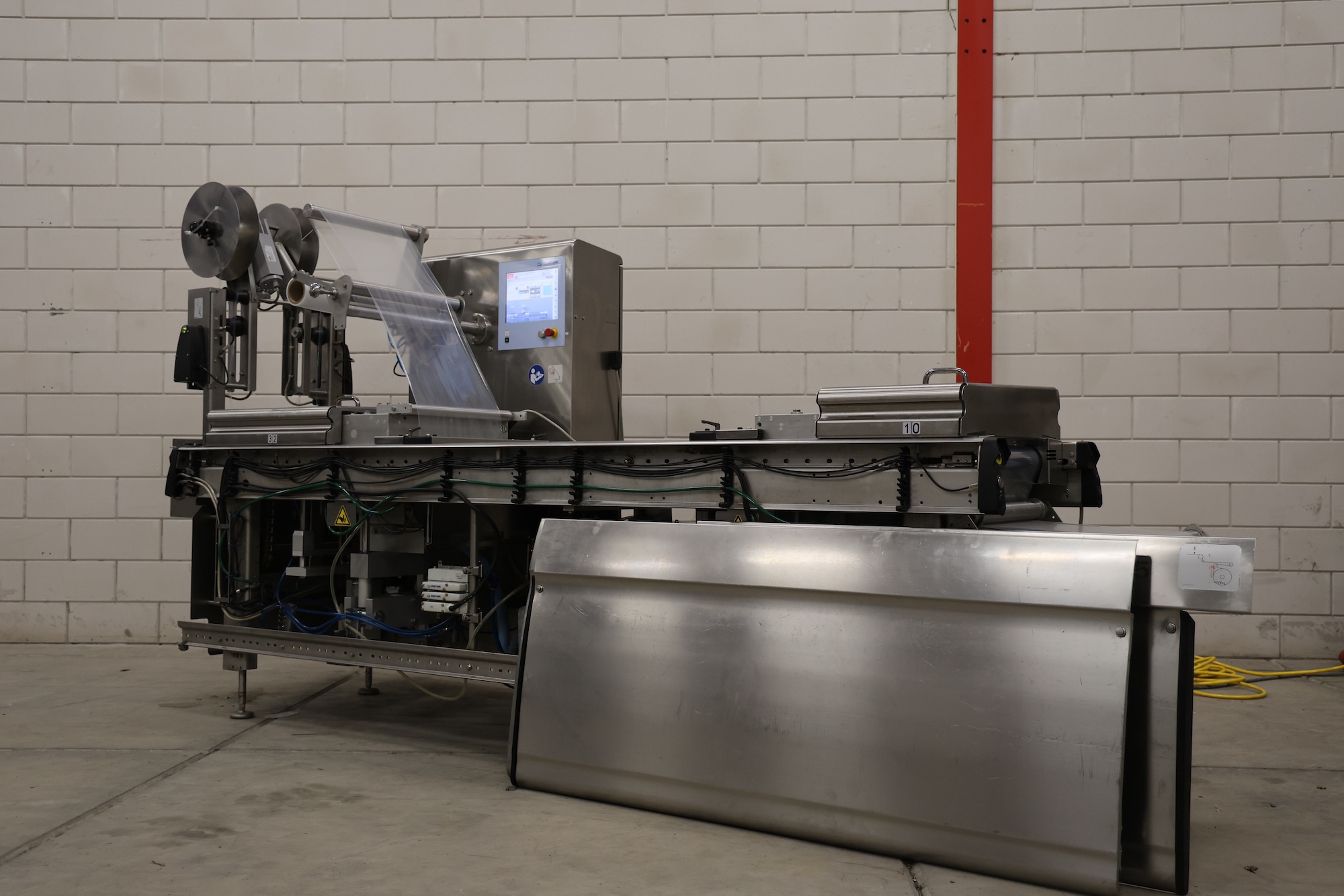 Used 2014 Multivac R105 thermoformer