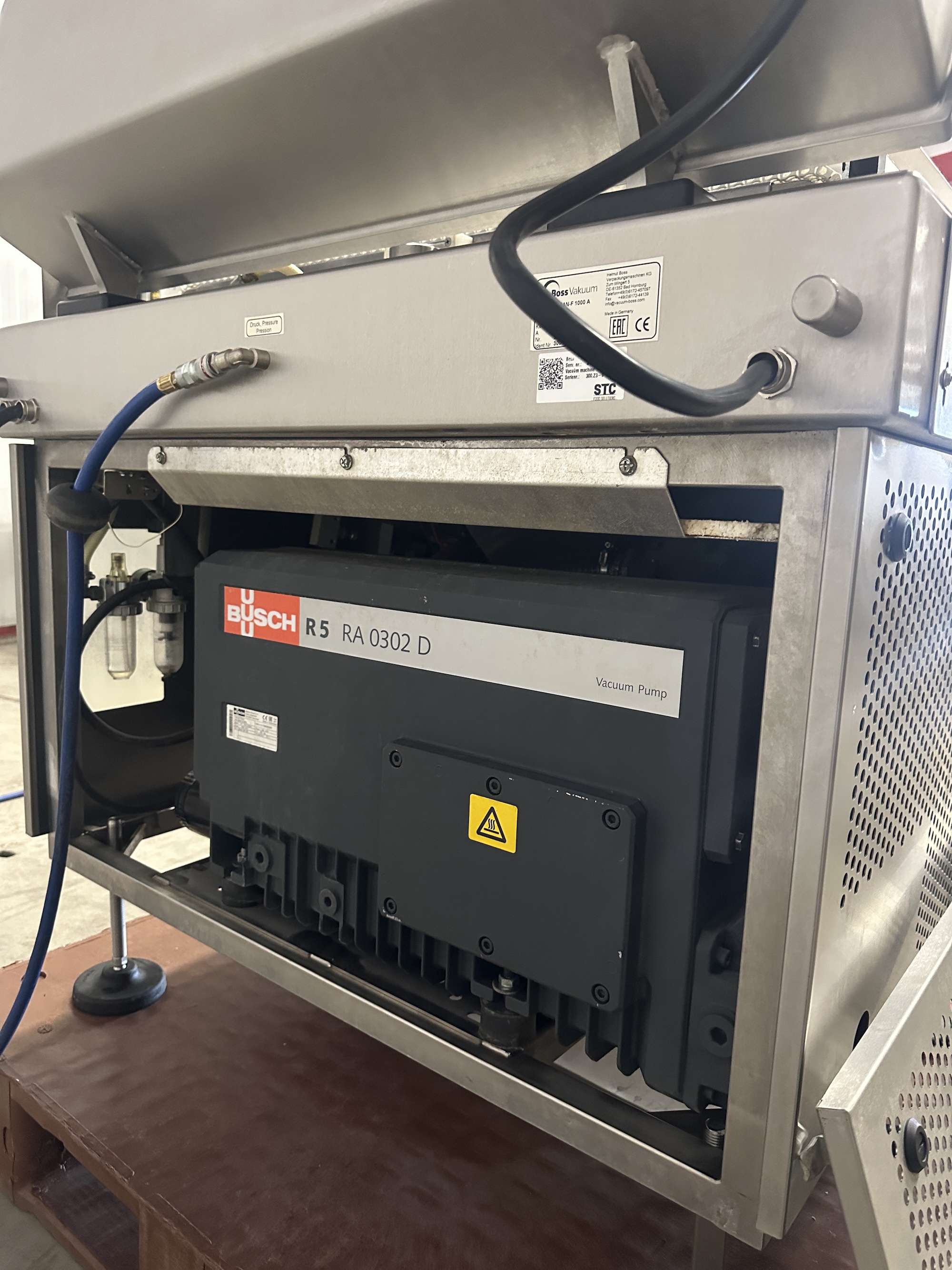 Used 2017 Boss Titan F-1000 Automatic