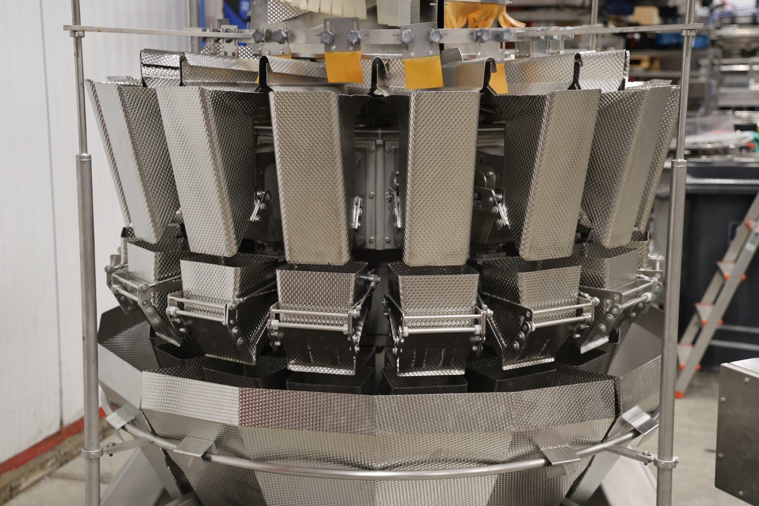 Used 2015 MultiWeigh MW 16 (3-MIX) multihead weigher with memory buckets