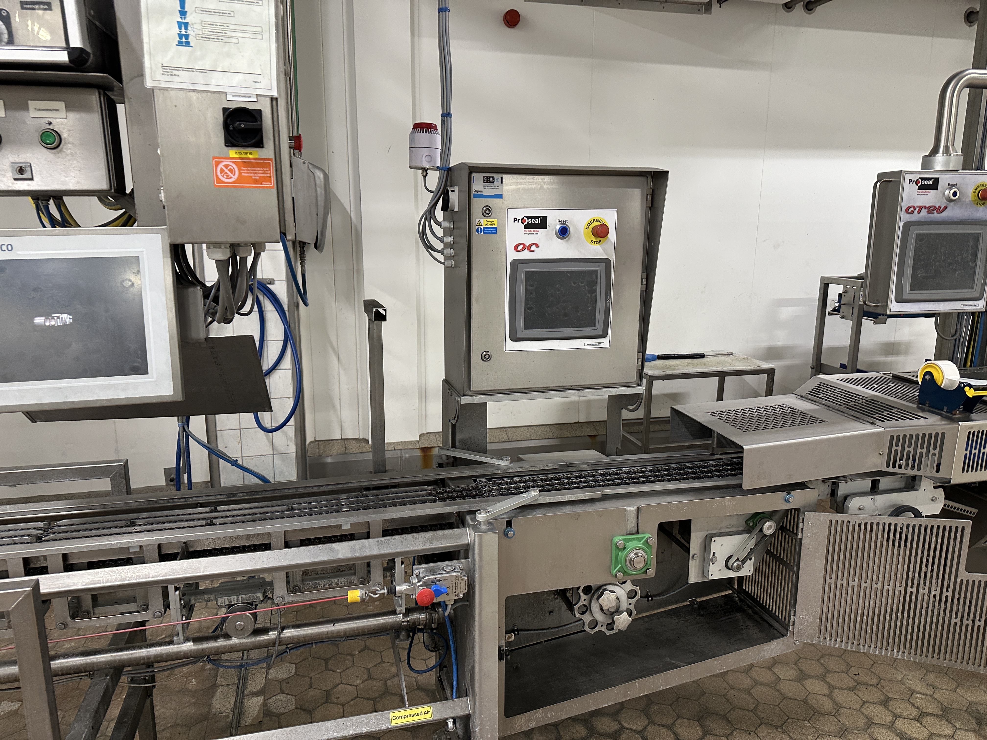 Used 2014 Proseal GT2 Vacuum traysealer