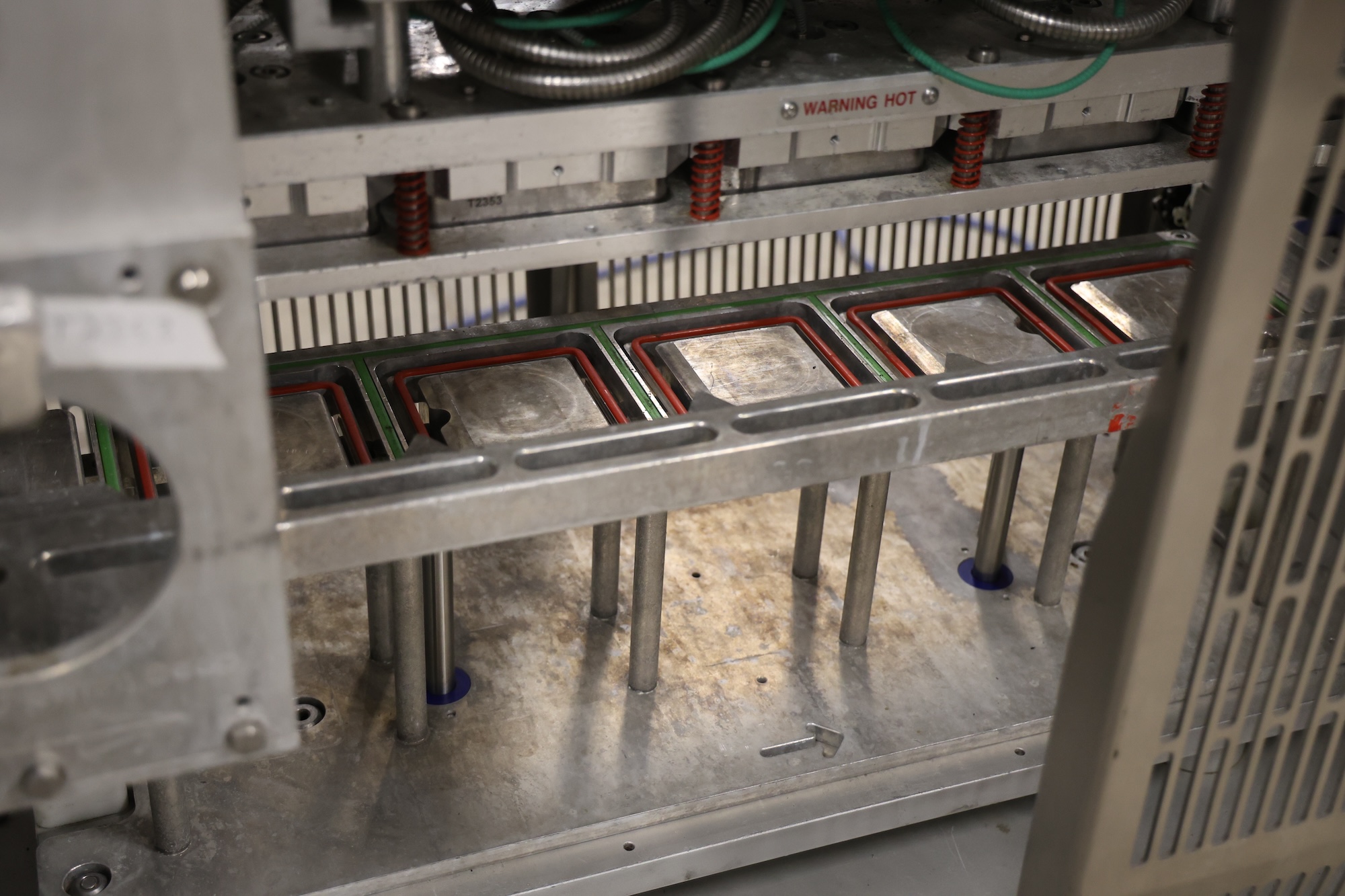 Used 2010 Proseal GT2 Traysealer