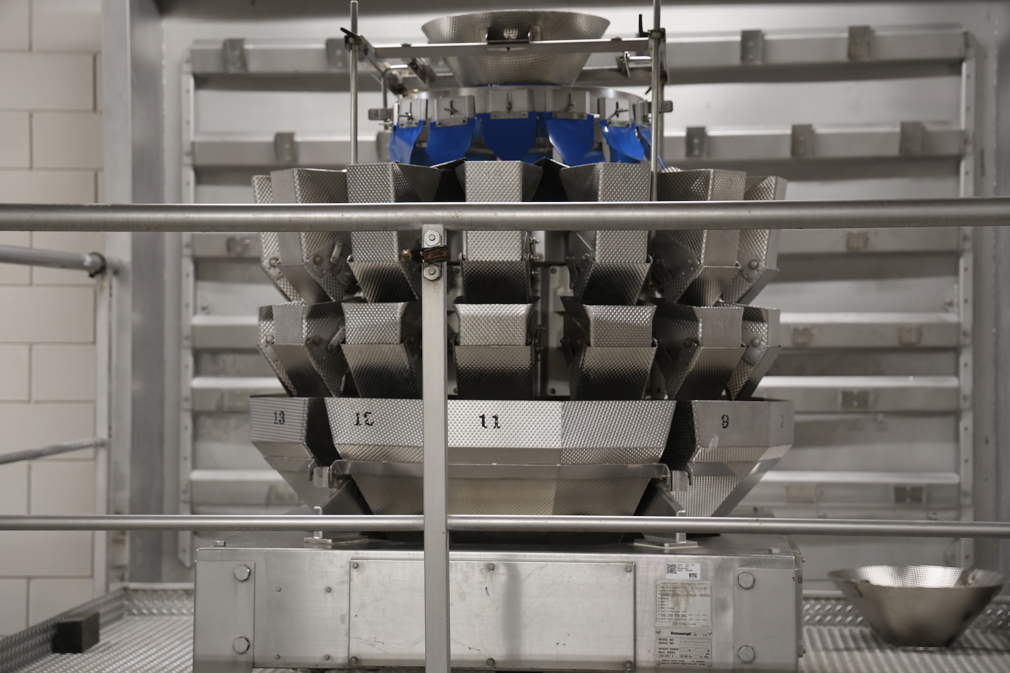 Used 2013 Multivac - Yamato Full automatic weighing and packing line