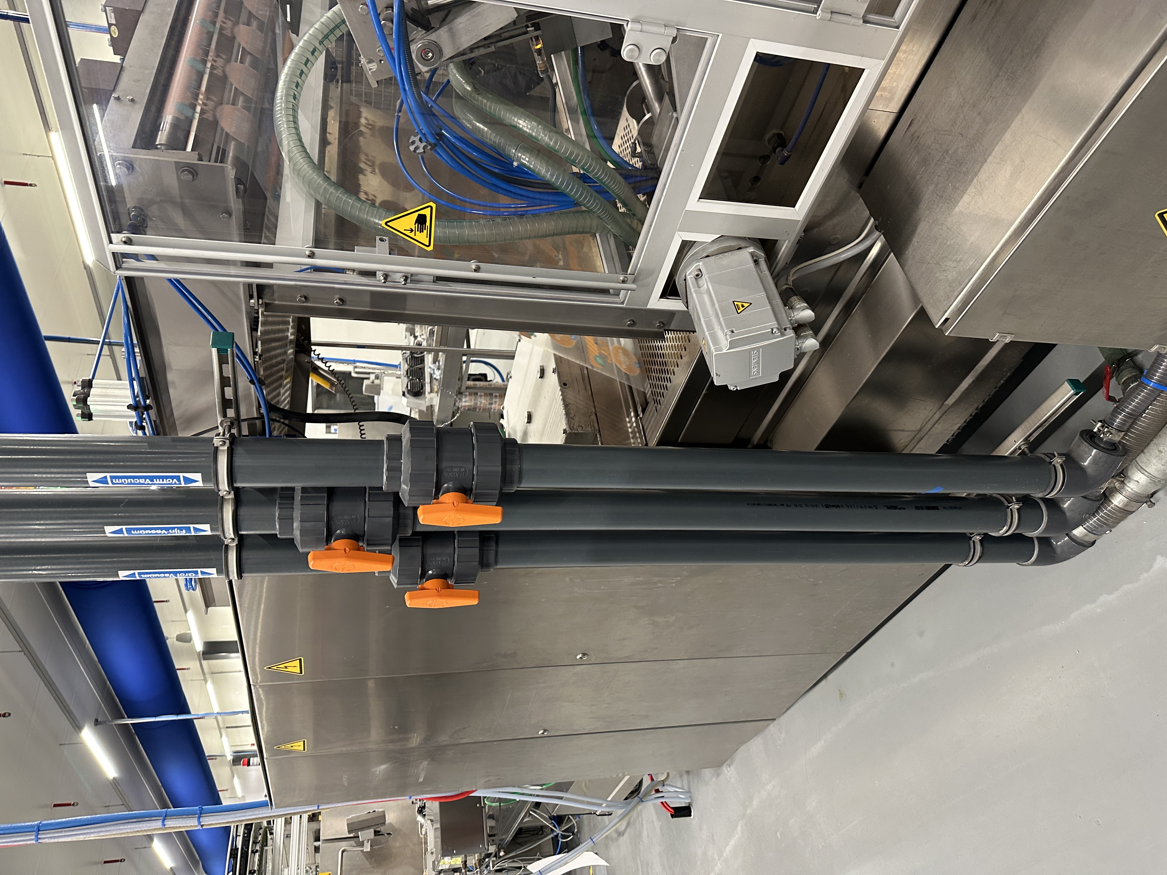 Used Multivac R530 complete line with Weber