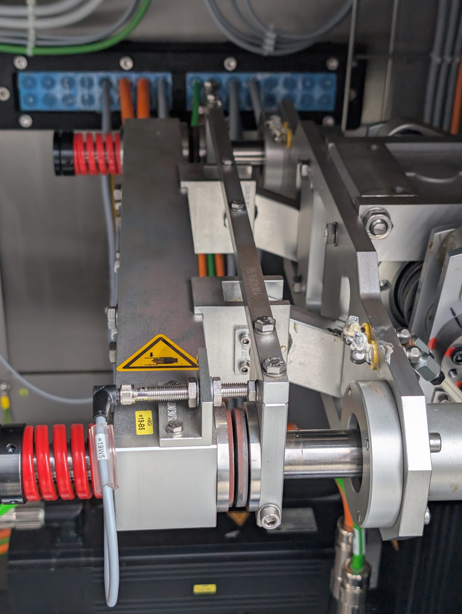 Used 2019 Wolf VPC 250 vertical packaging machine
