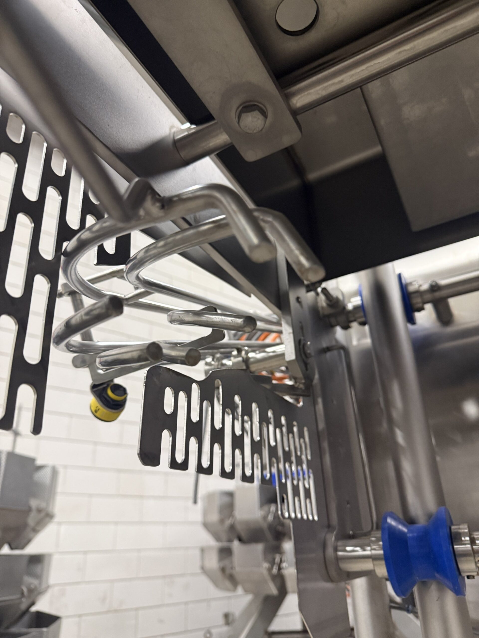 Used 2016 Steven BV cup dosing machine for sauce cups