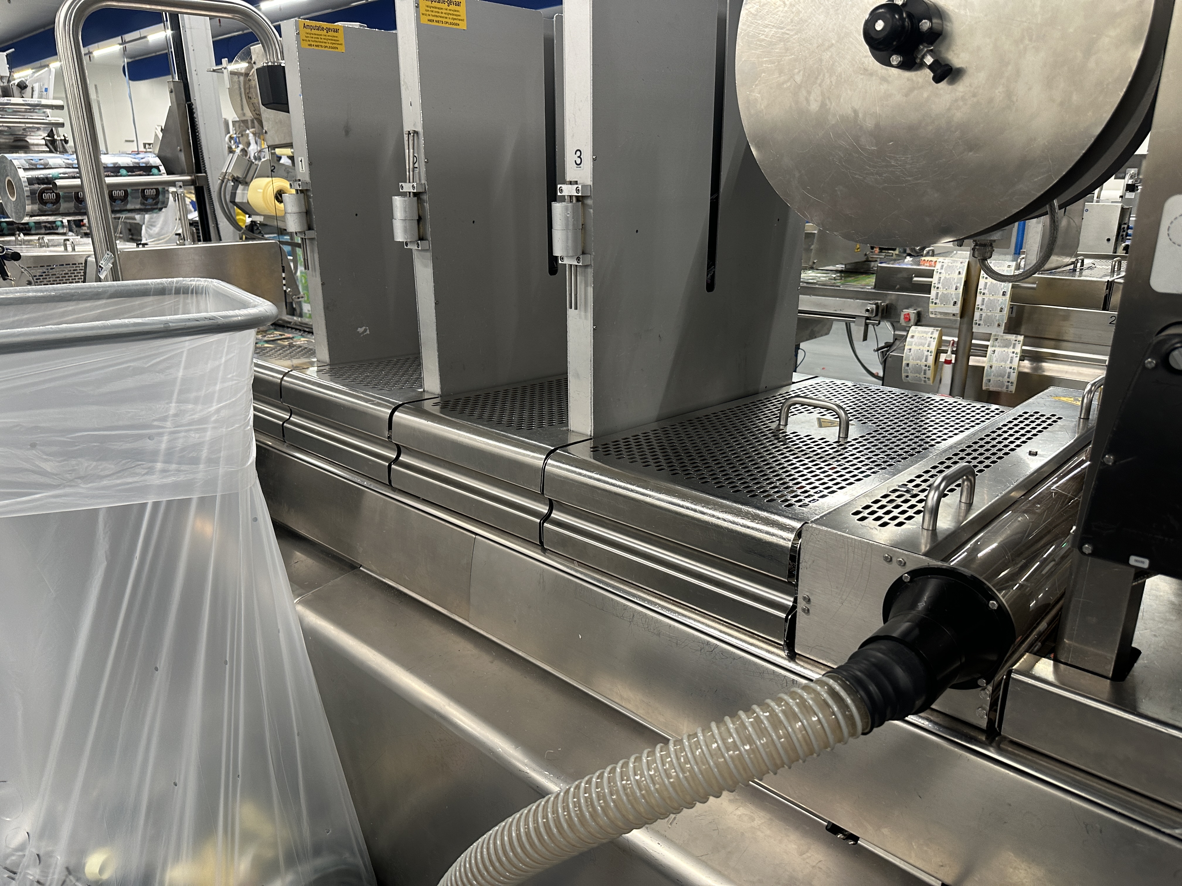 Used 2012 Multivac R535 thermoformer