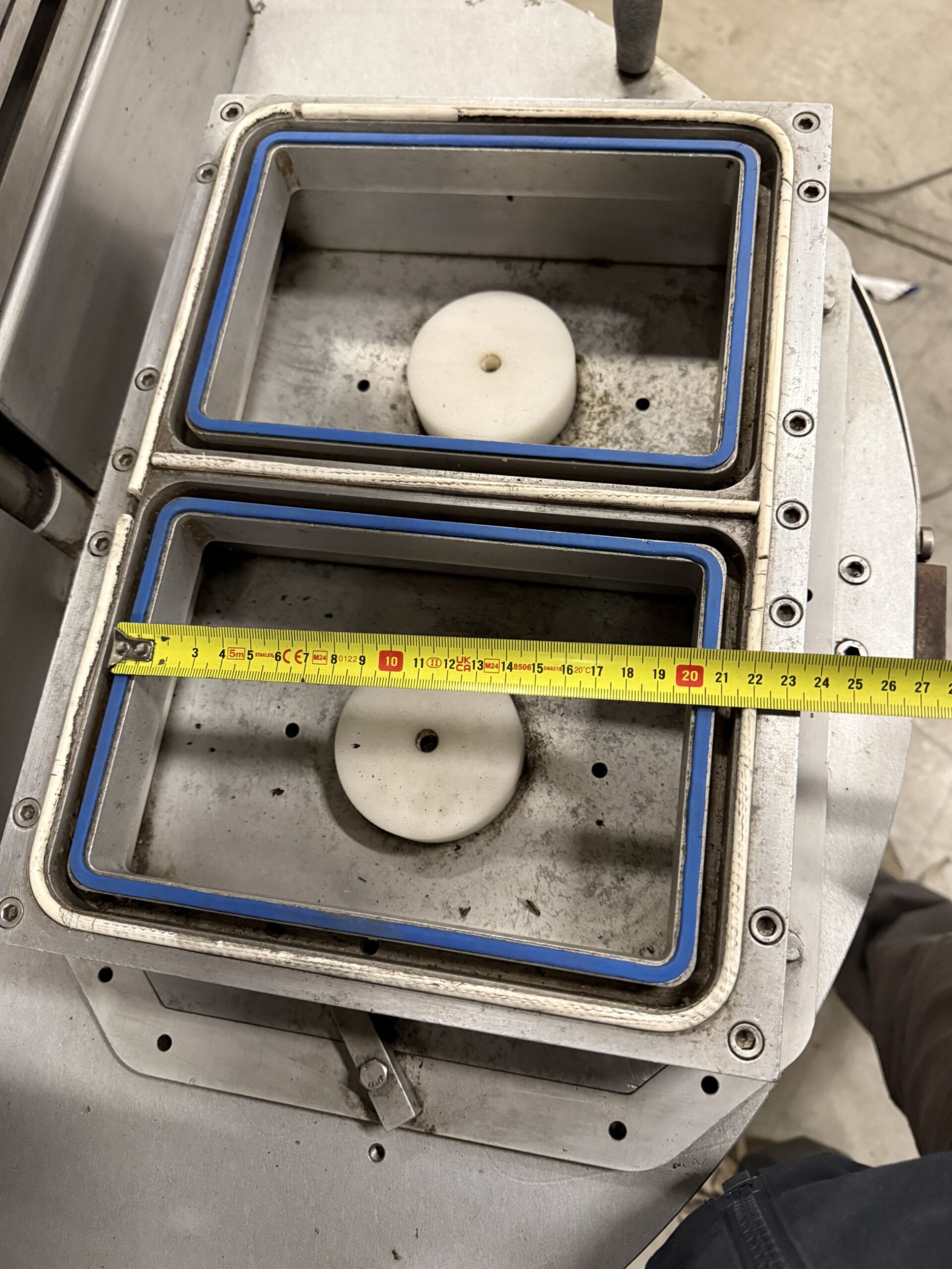 Used Packaging Automation 182/5 rotary tray sealer