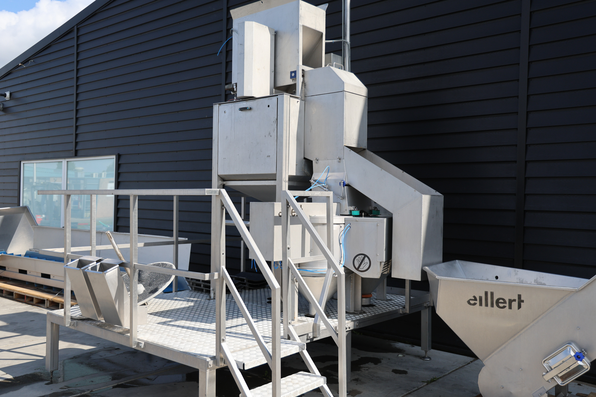 Used 2018 Eillert APM800 and B25 Full potato peeling and cutting line