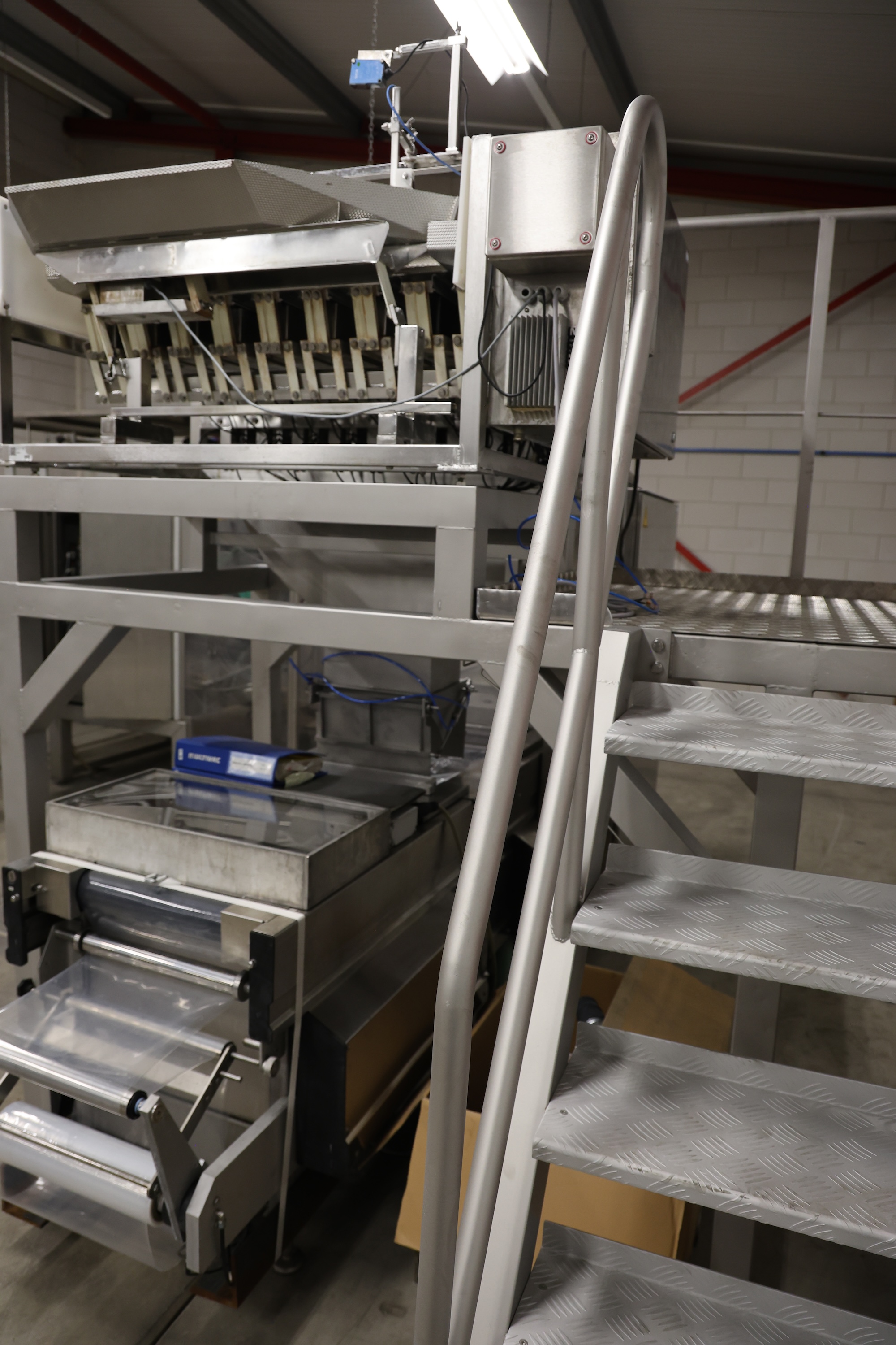 Used Newtec - Multivac Ultra compact automatic packing line