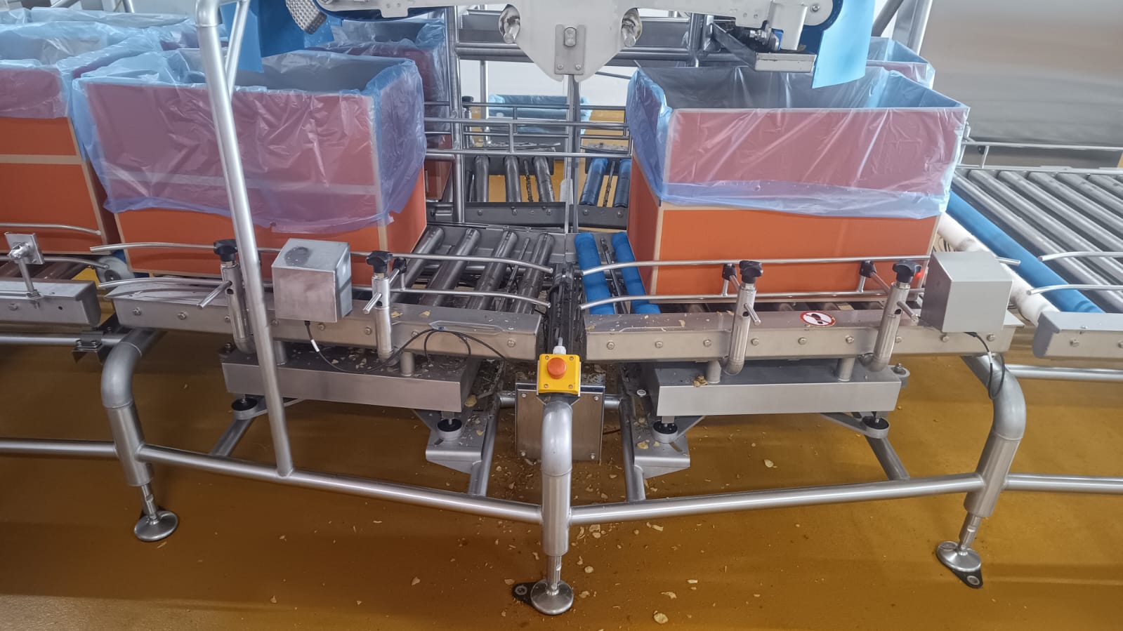 Used 2021 Lumacon automatic crate filling line