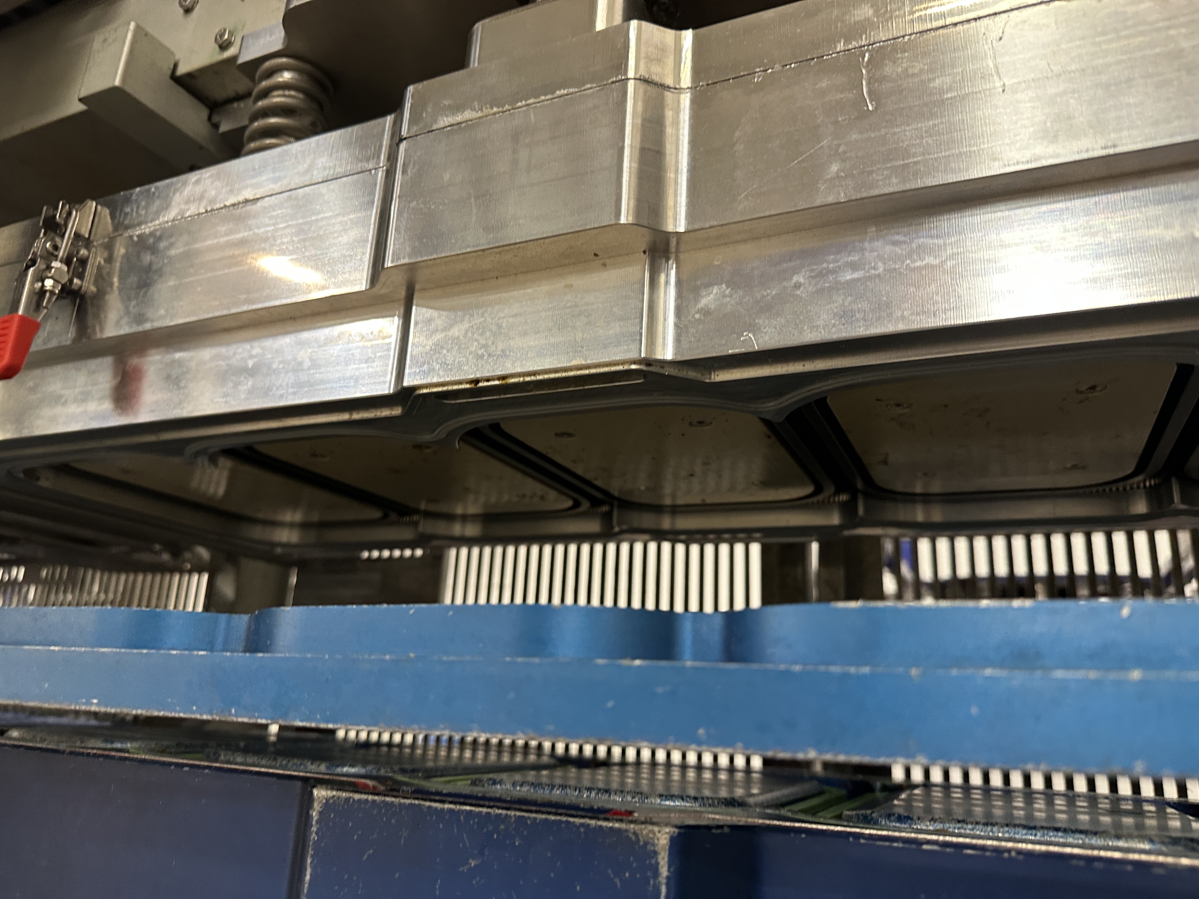 Used 2014 Proseal GT2 Vacuum traysealer