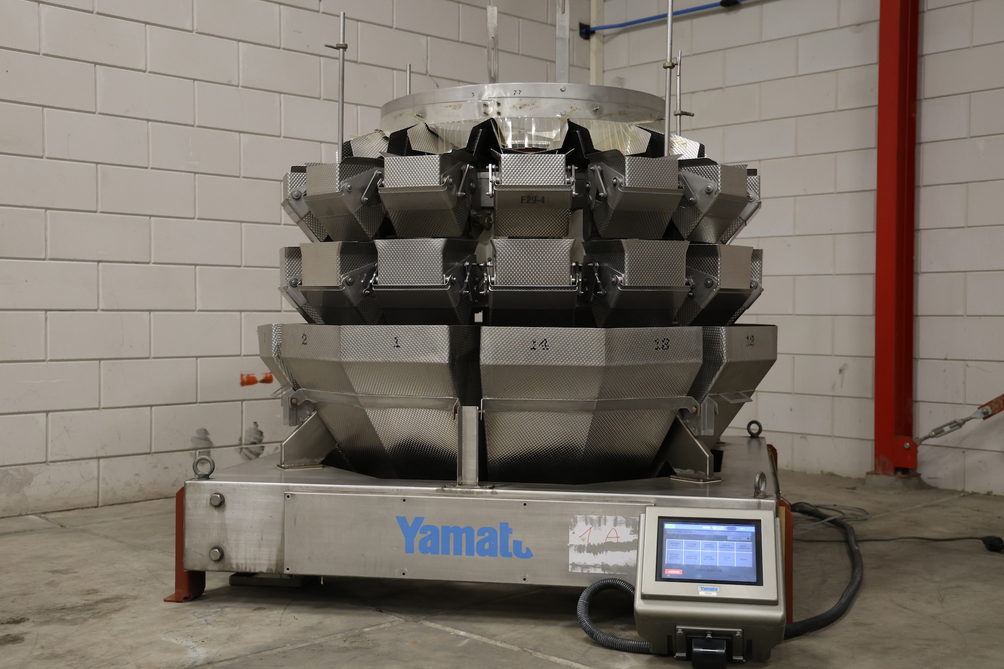 Used Yamato ADW-714-SWH multihead weigher