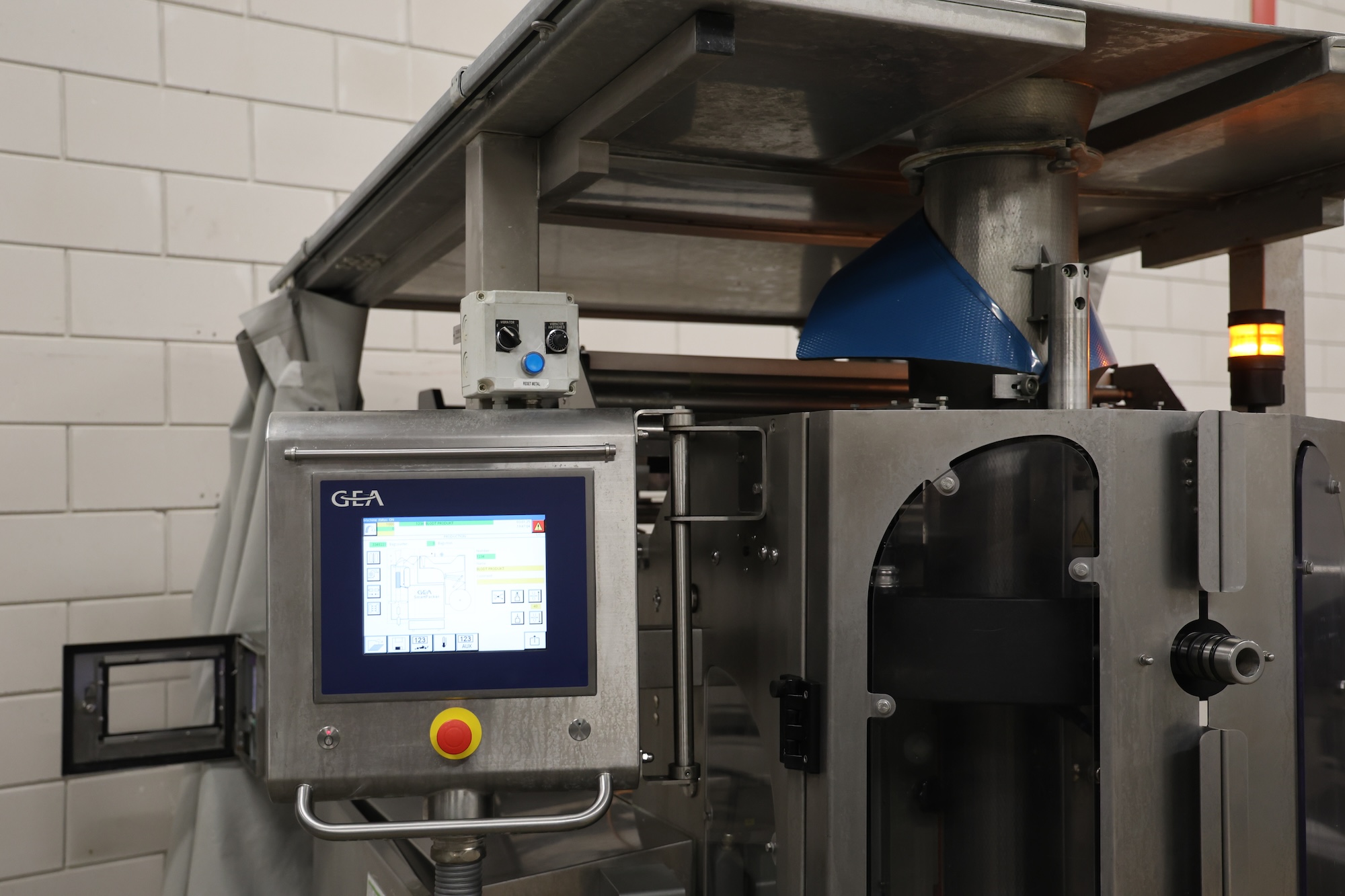 Used 2015 CFS SX400 vertical bagging machine