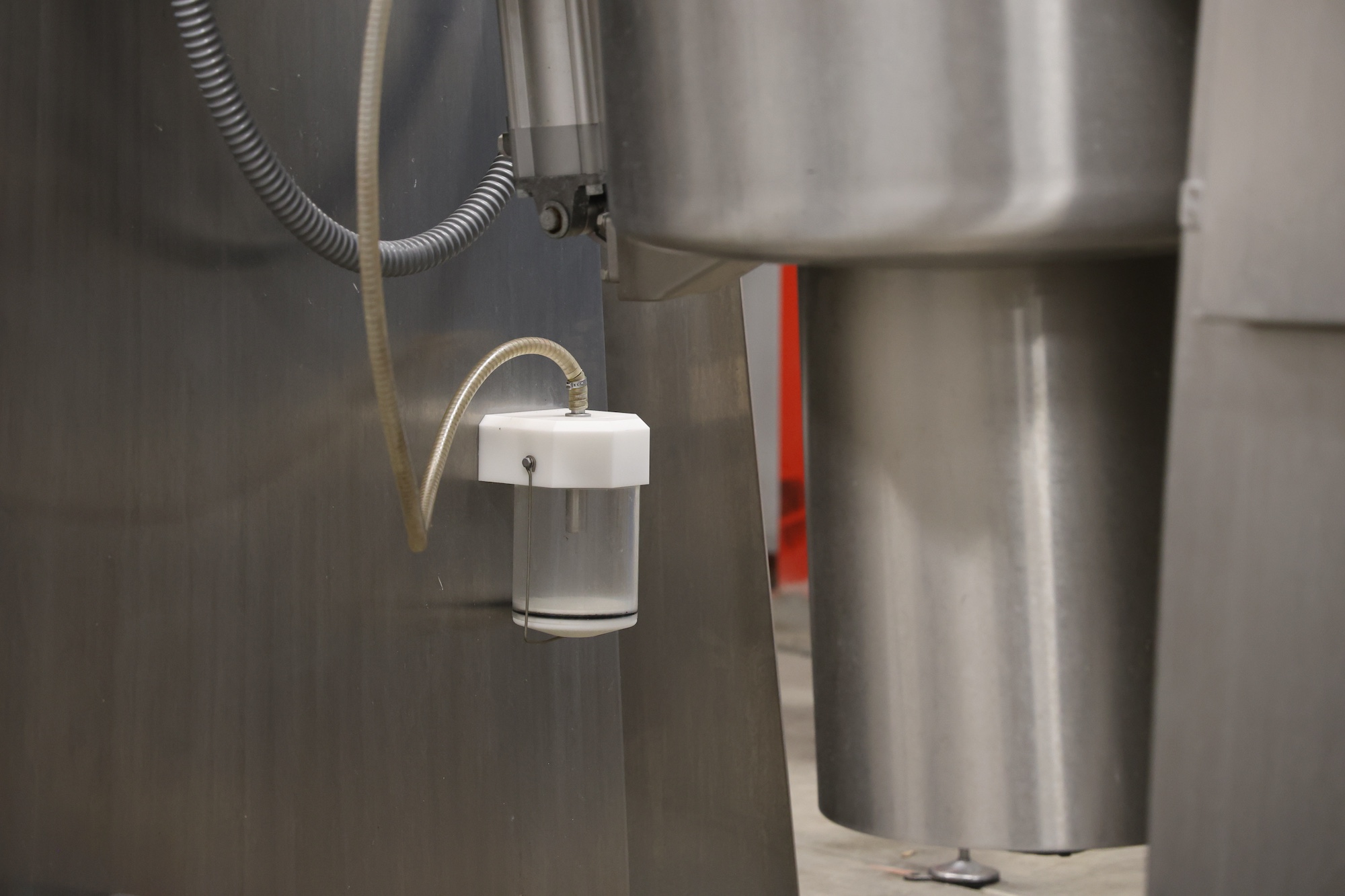 Used 2018 Glass VSM300 vacuum mixer