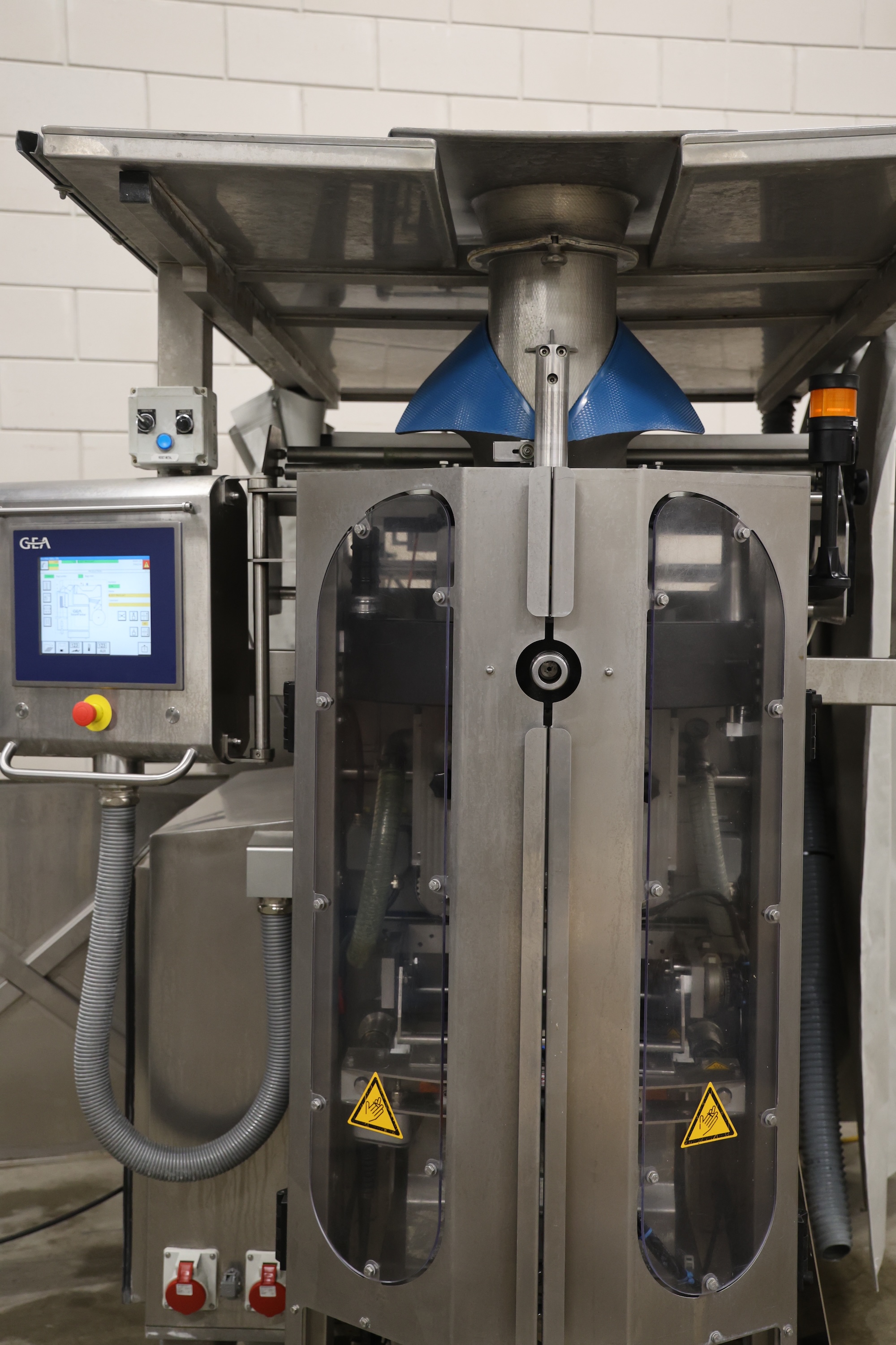 Used 2015 CFS SX400 vertical bagging machine