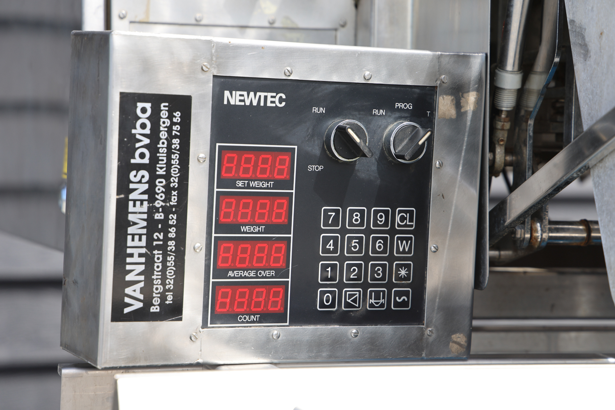 Used Newtec 2012DG weigher