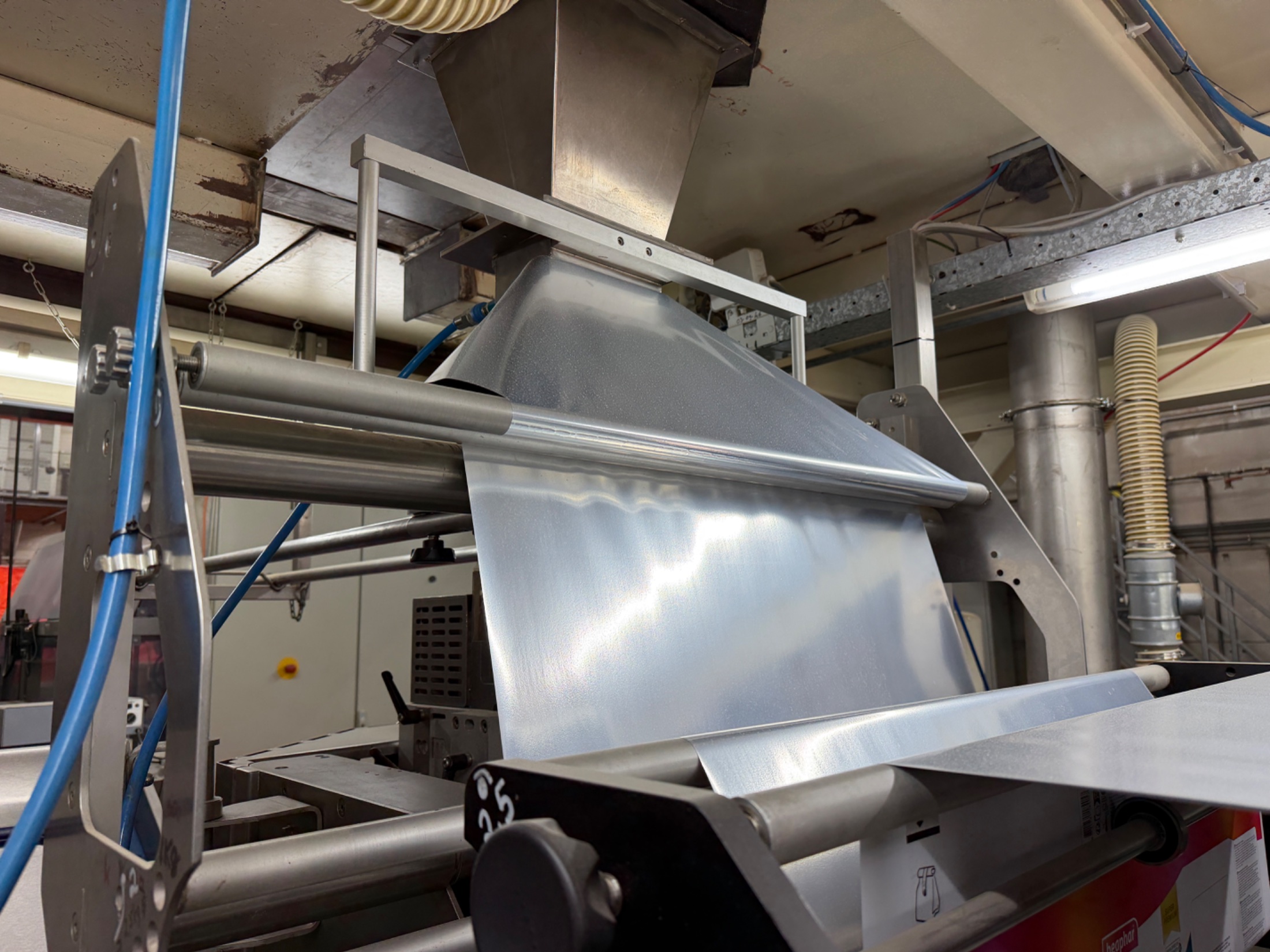 Used Complete weighing, packaging and case packing line with Yamato and GEA SmartPacker SX400