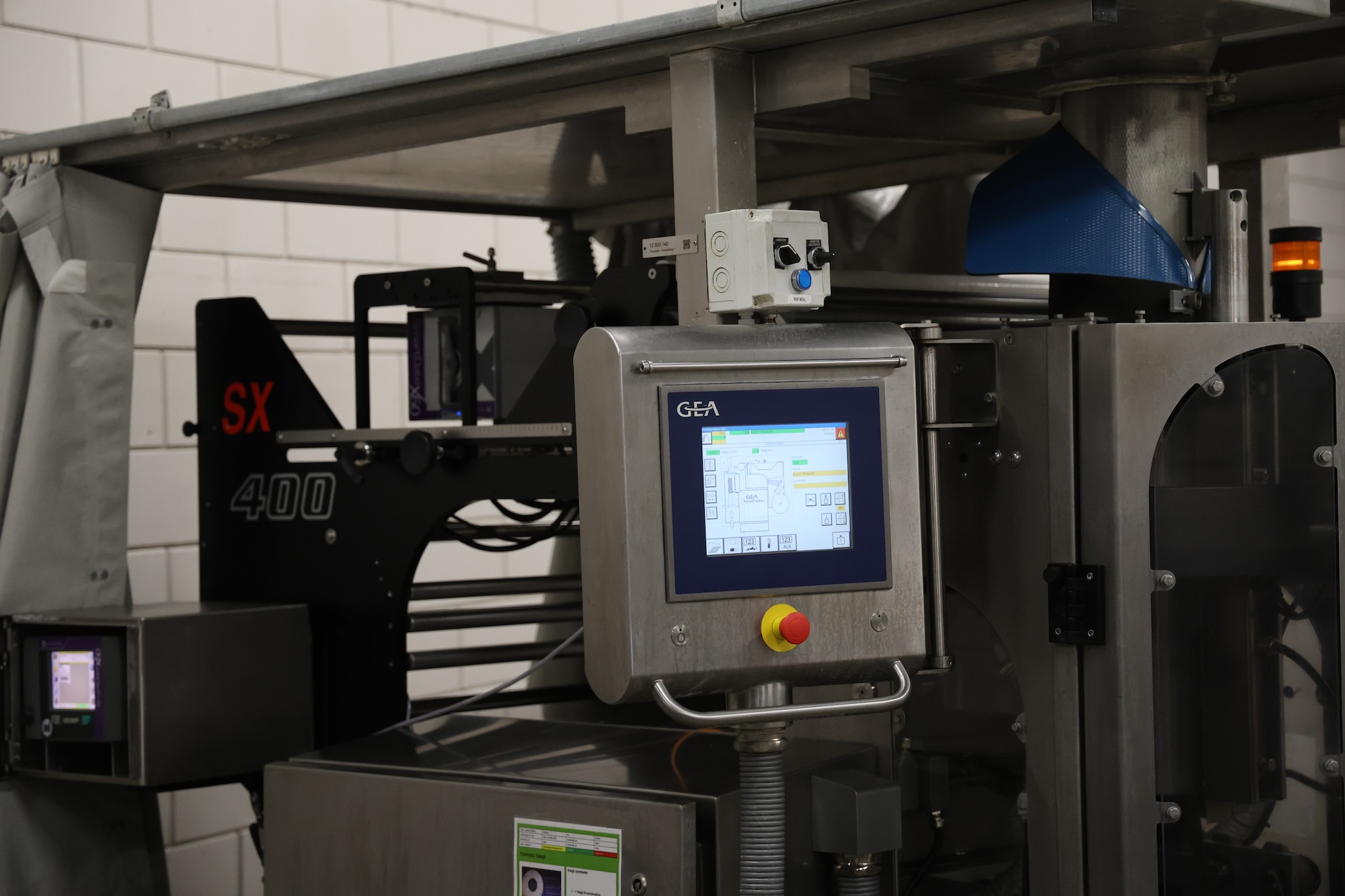 Used 2015 CFS SX400 vertical bagging machine