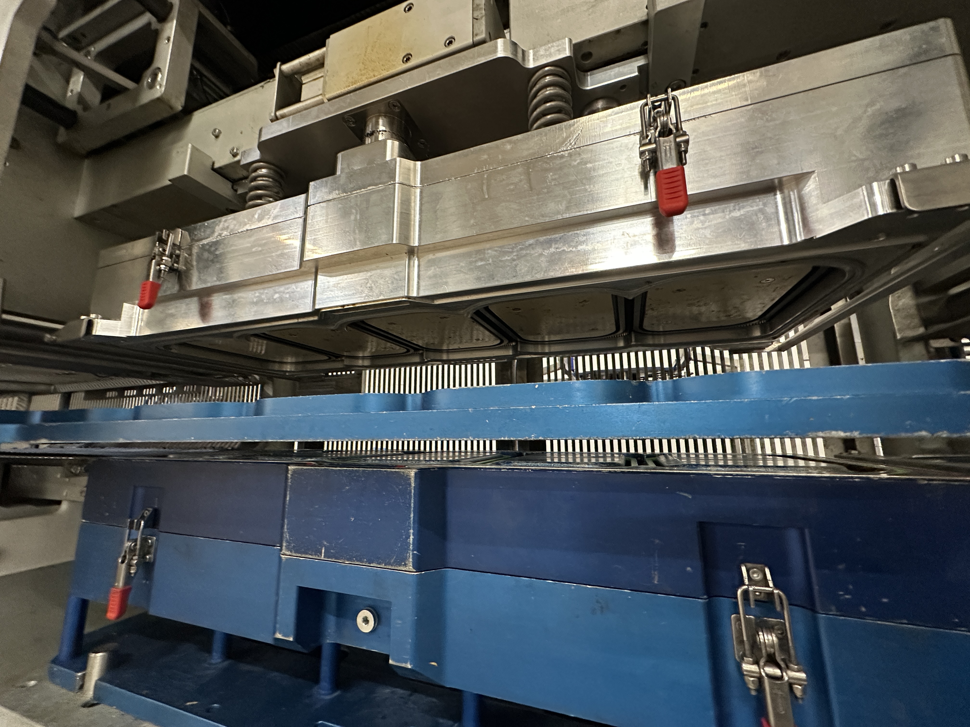 Used 2014 Proseal GT2 Vacuum traysealer