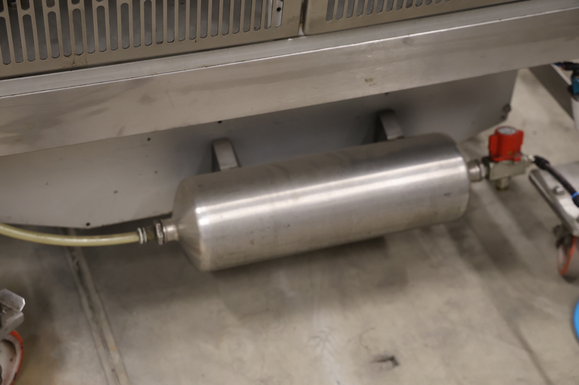 Used 2010 Proseal GT2 Traysealer