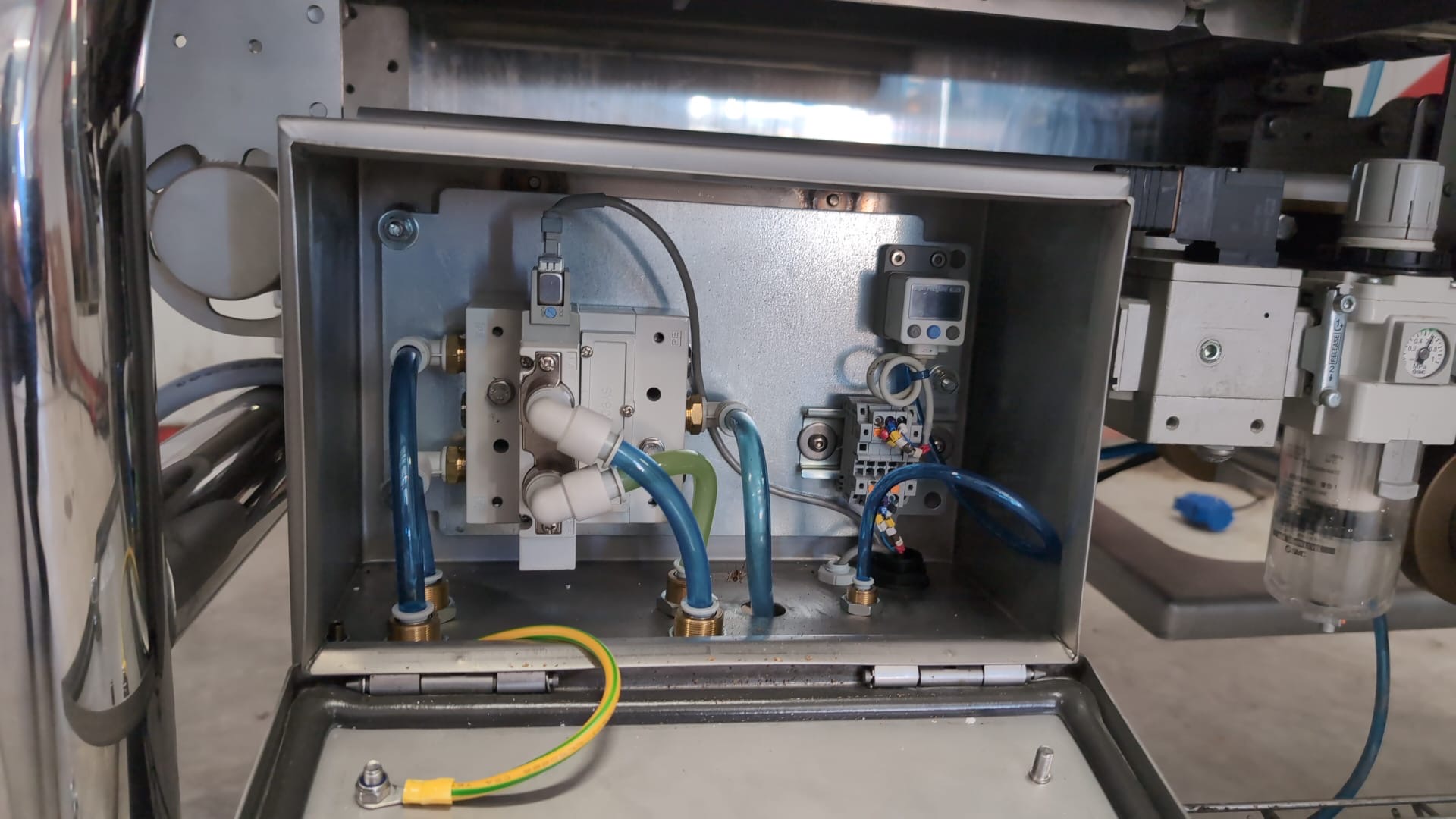 Used 2015 Ishida IX-EN-2493-S X-ray inspection system