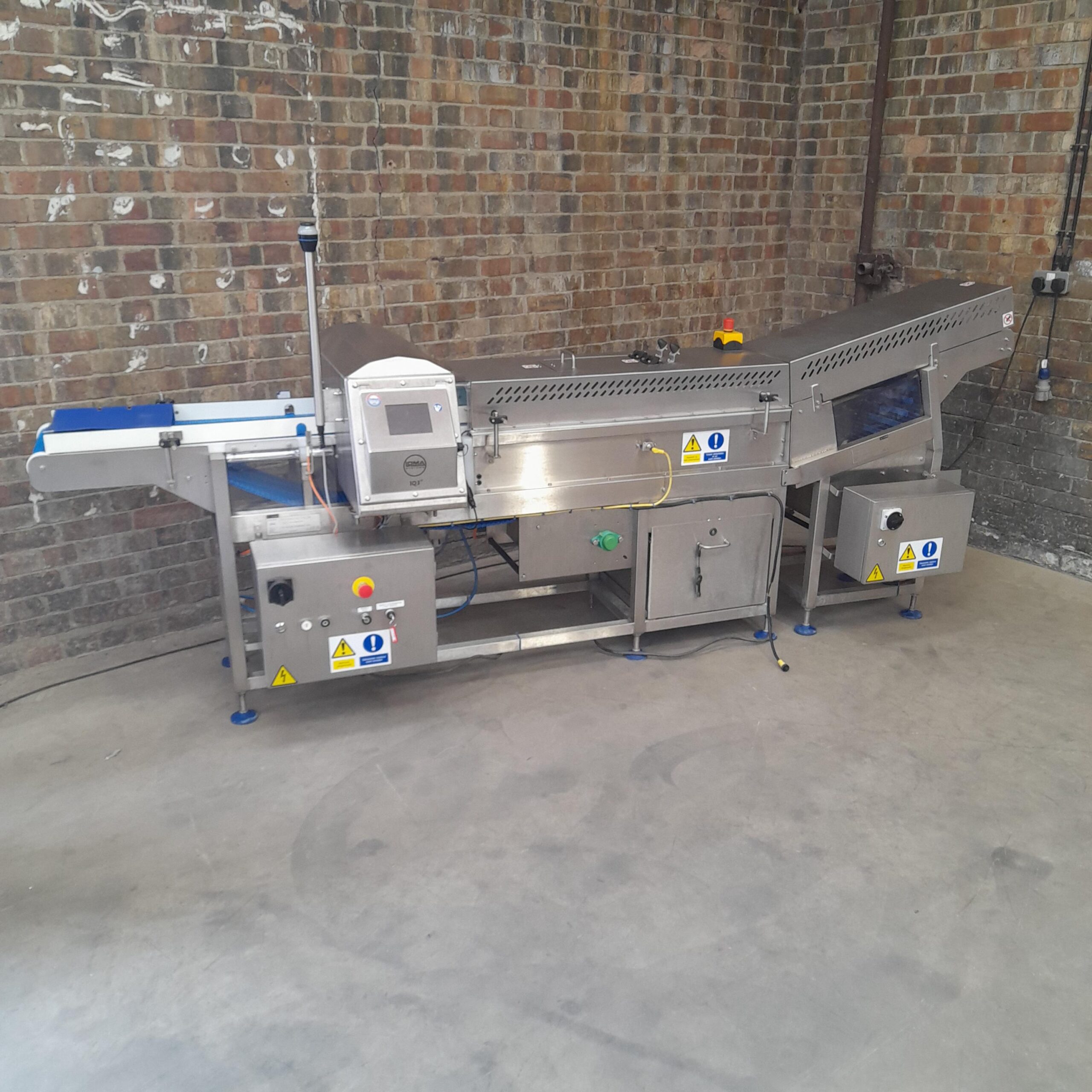 Used 2022 Loma IQ3 metal detector with conveyor