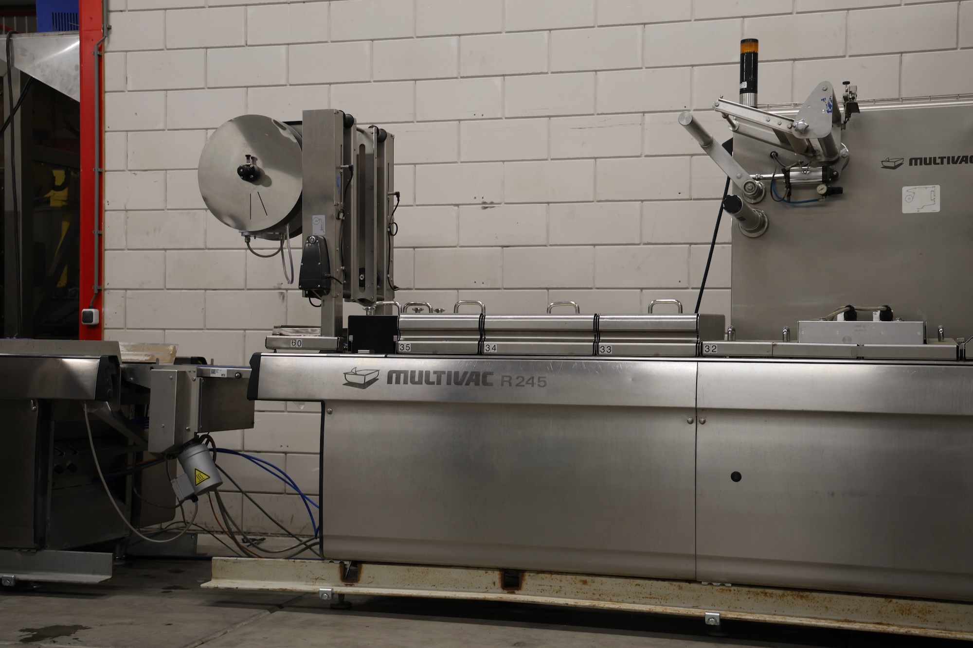 Used 2013 Multivac - Yamato Full automatic weighing and packing line