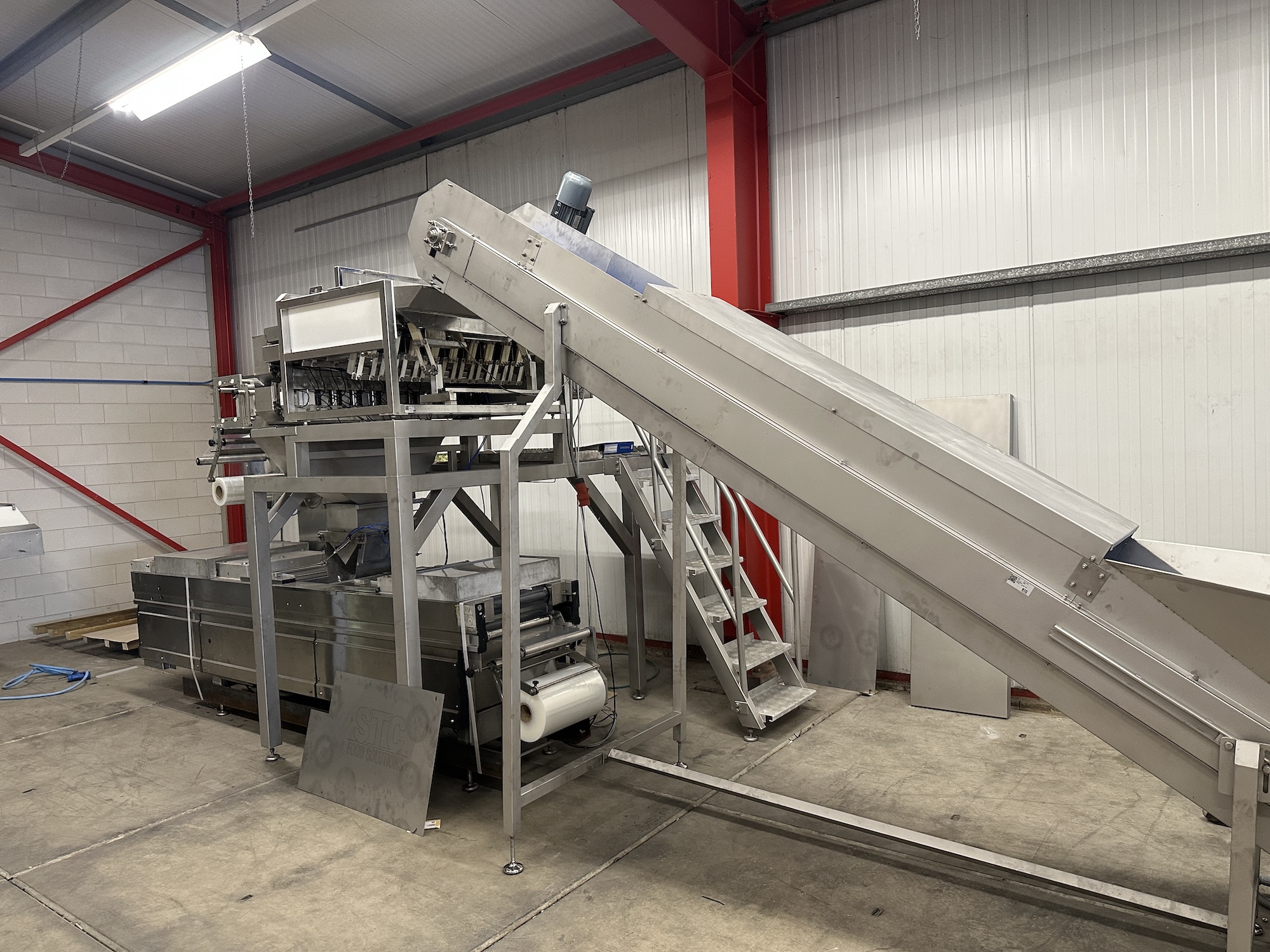 Used Newtec - Multivac Ultra compact automatic packing line