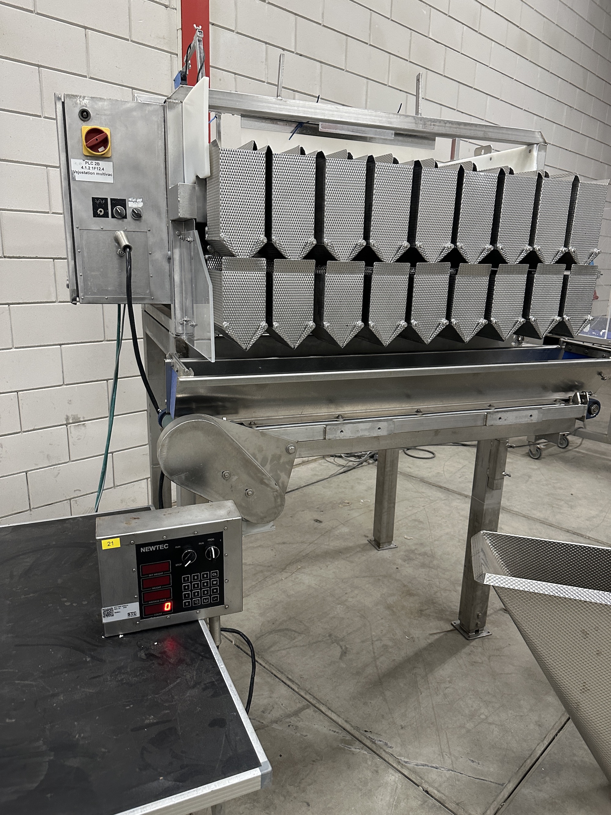 Used Newtec 9 heads weigher