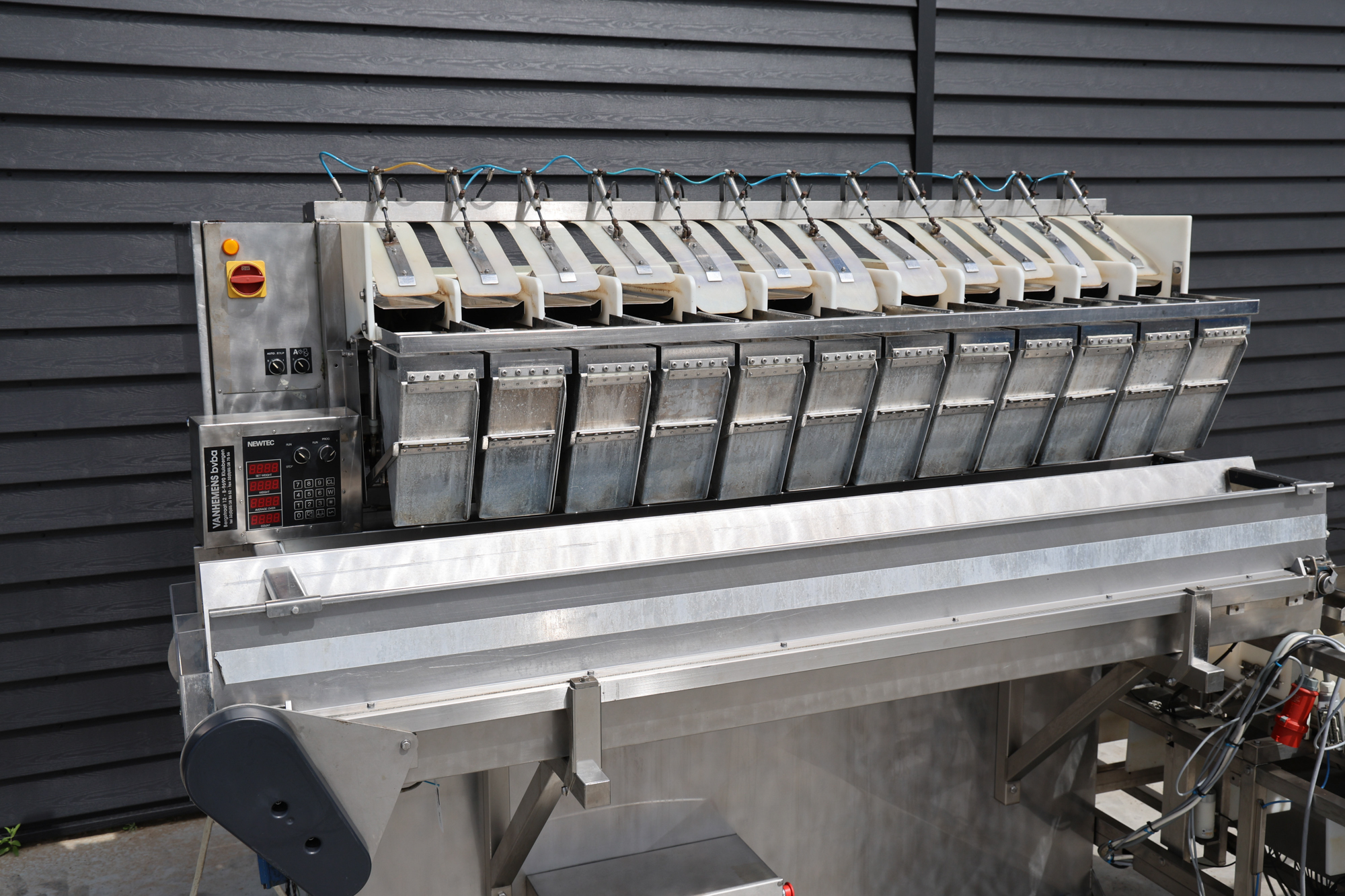 Used Newtec 2012DG weigher